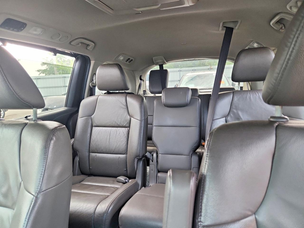 2011 Honda Odyssey Exl Black vin: 5FNRL5H60BB080876