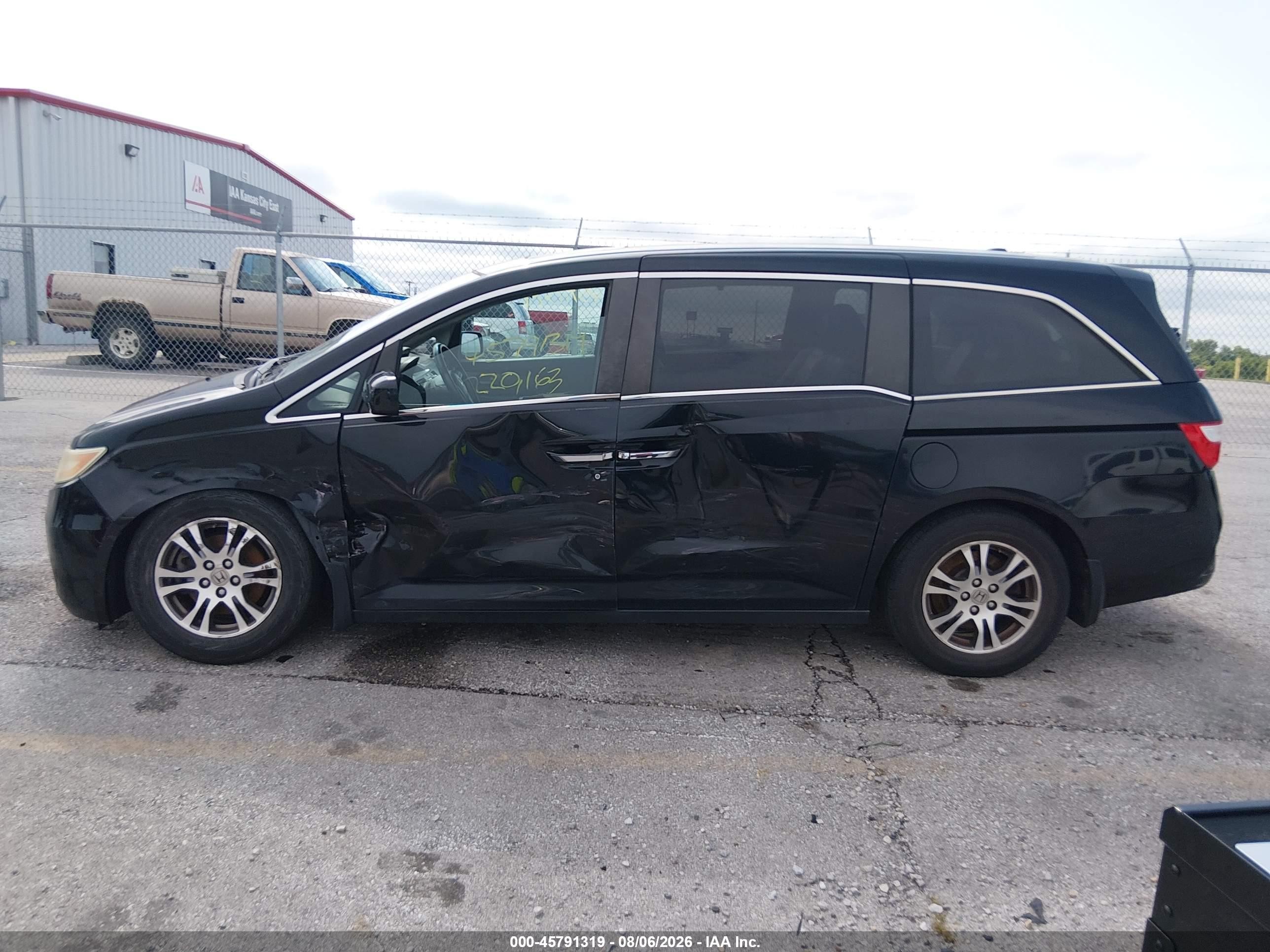 2011 Honda Odyssey Ex-l Black vin: 5FNRL5H60BB099668