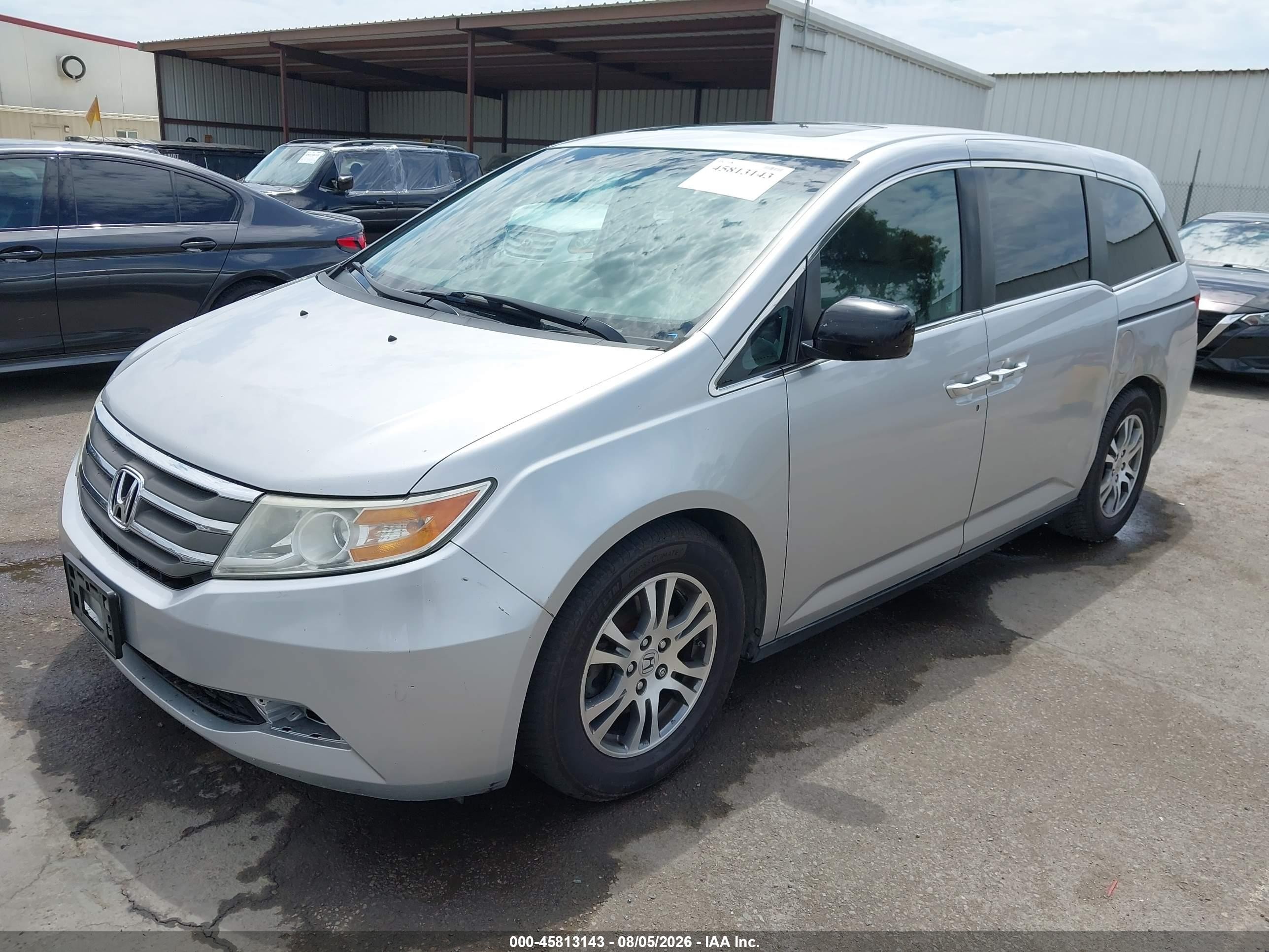 2011 Honda Odyssey Ex-l Silver vin: 5FNRL5H60BB104075