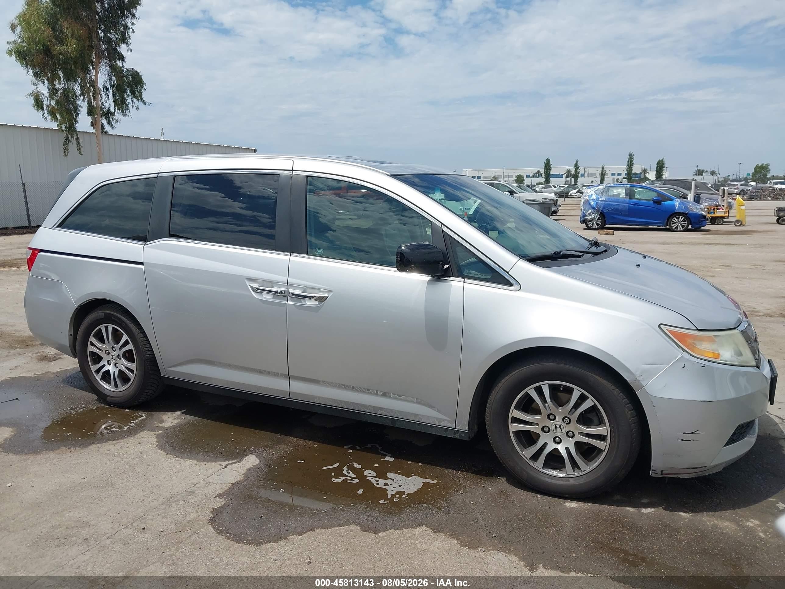 2011 Honda Odyssey Ex-l Silver vin: 5FNRL5H60BB104075