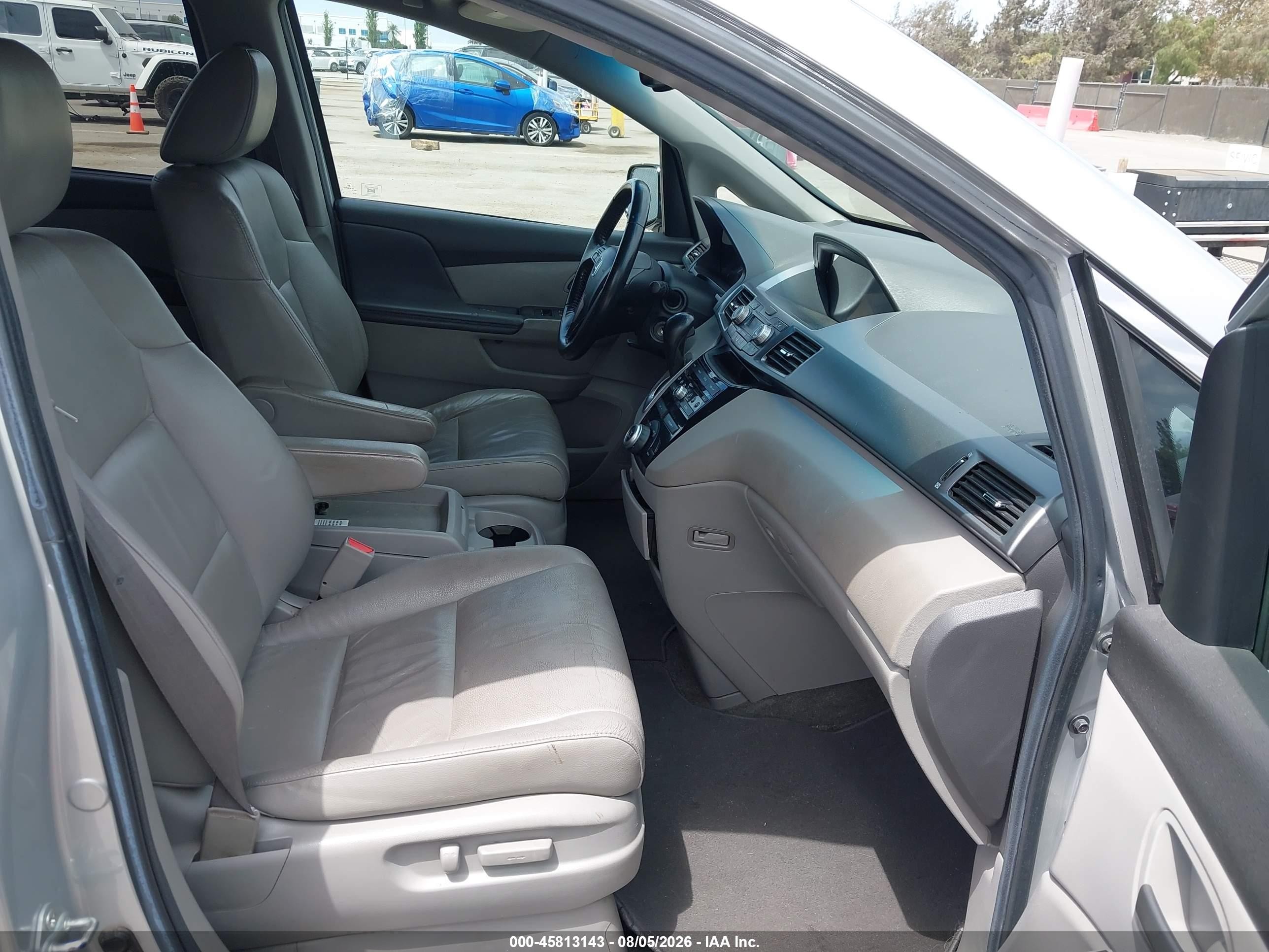 2011 Honda Odyssey Ex-l Silver vin: 5FNRL5H60BB104075
