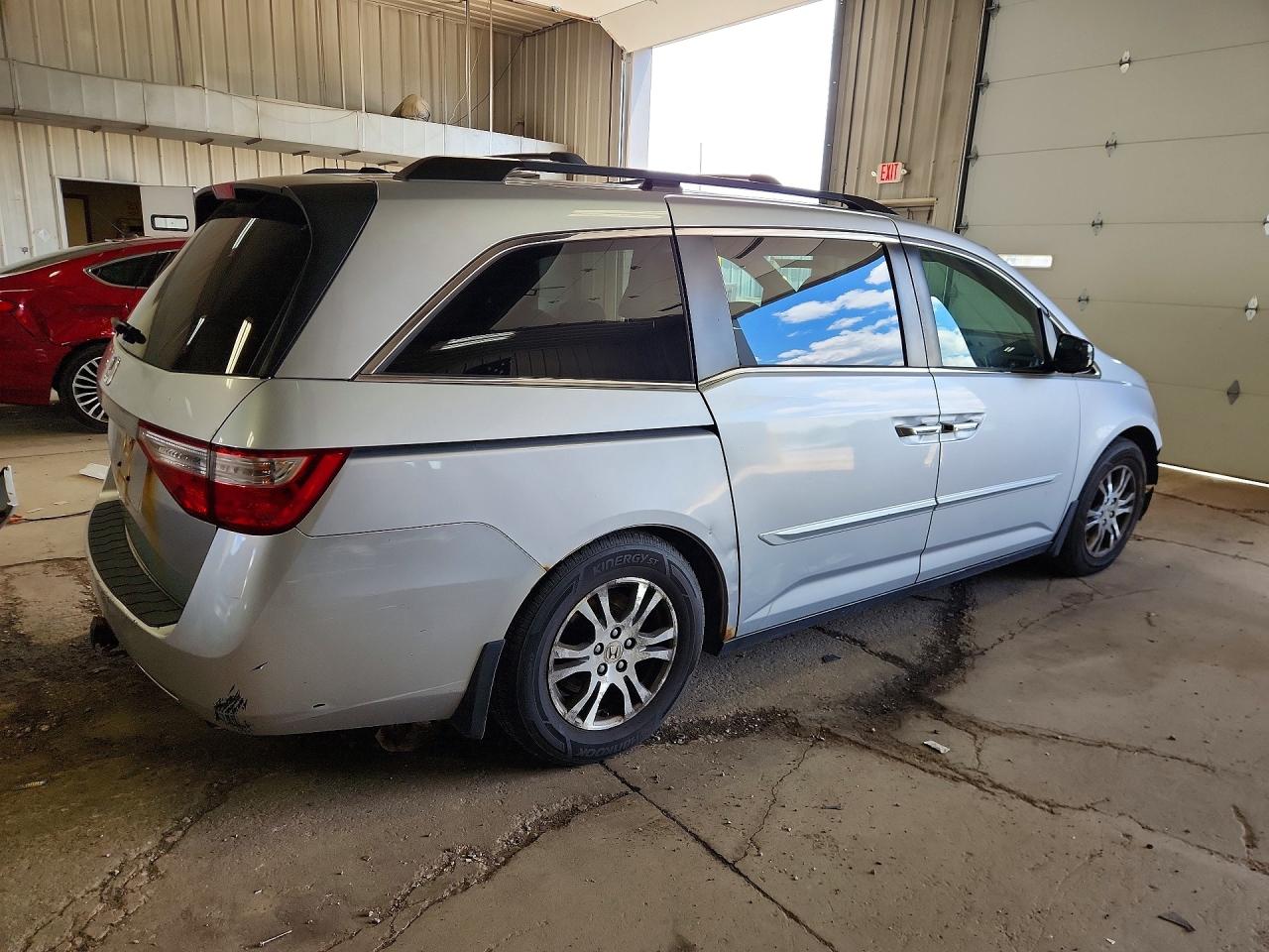 2011 Honda Odyssey Exl Silver vin: 5FNRL5H60BB104500