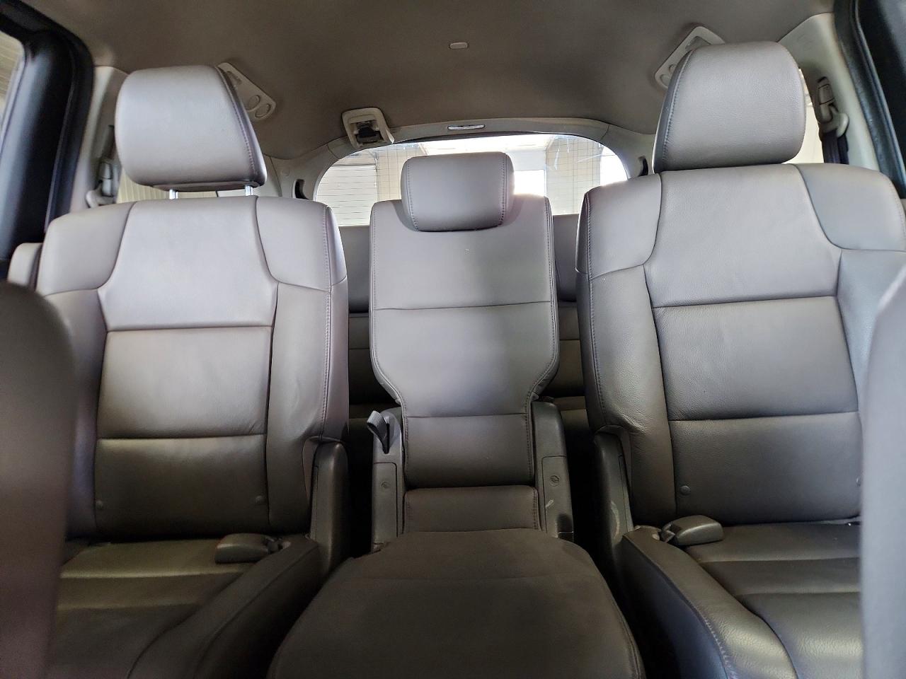 2011 Honda Odyssey Exl Silver vin: 5FNRL5H60BB104500