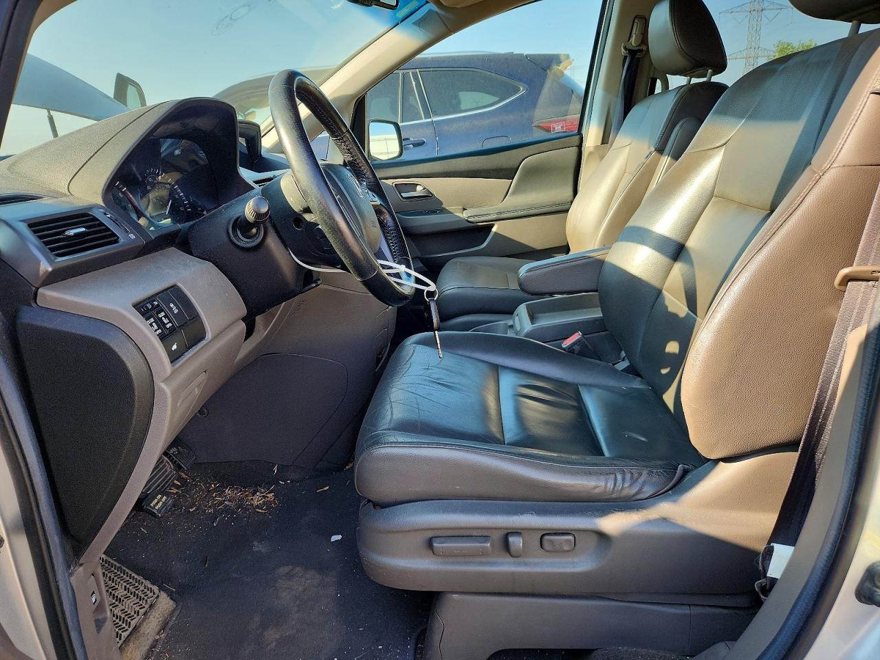 2012 Honda Odyssey Exl Silver vin: 5FNRL5H60CB056904