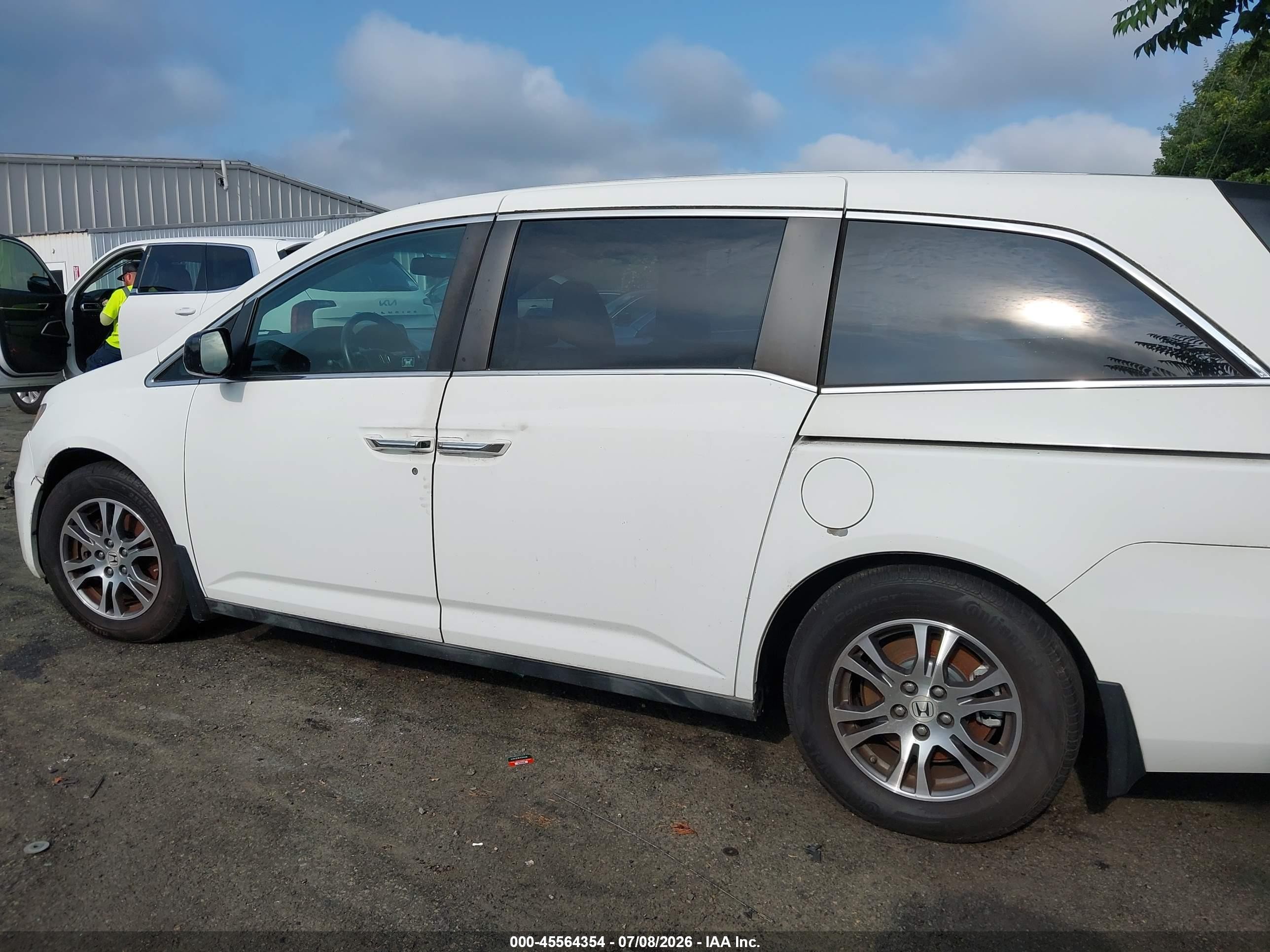 2012 Honda Odyssey Ex-l White vin: 5FNRL5H60CB074805