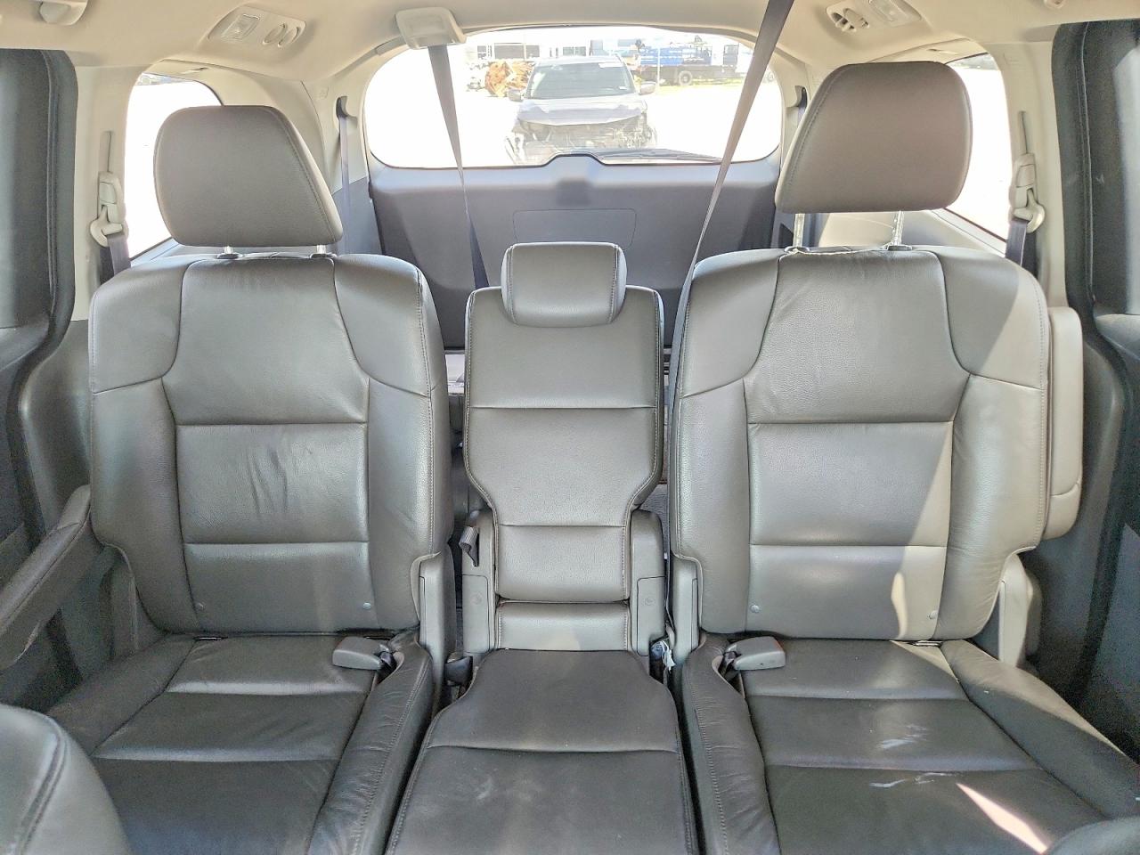 2012 Honda Odyssey Exl Silver vin: 5FNRL5H60CB076912