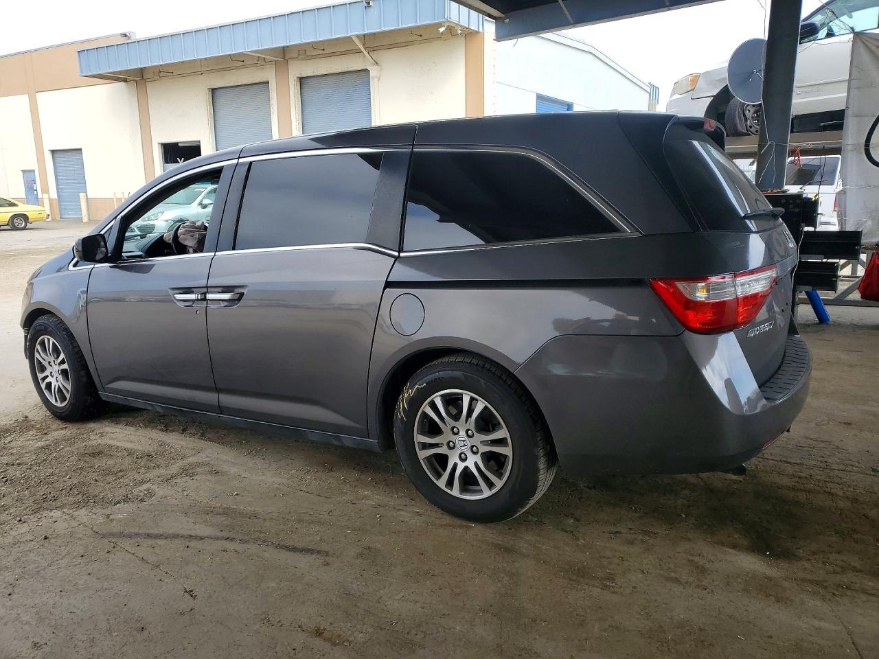 2012 Honda Odyssey Exl Gray vin: 5FNRL5H60CB100397