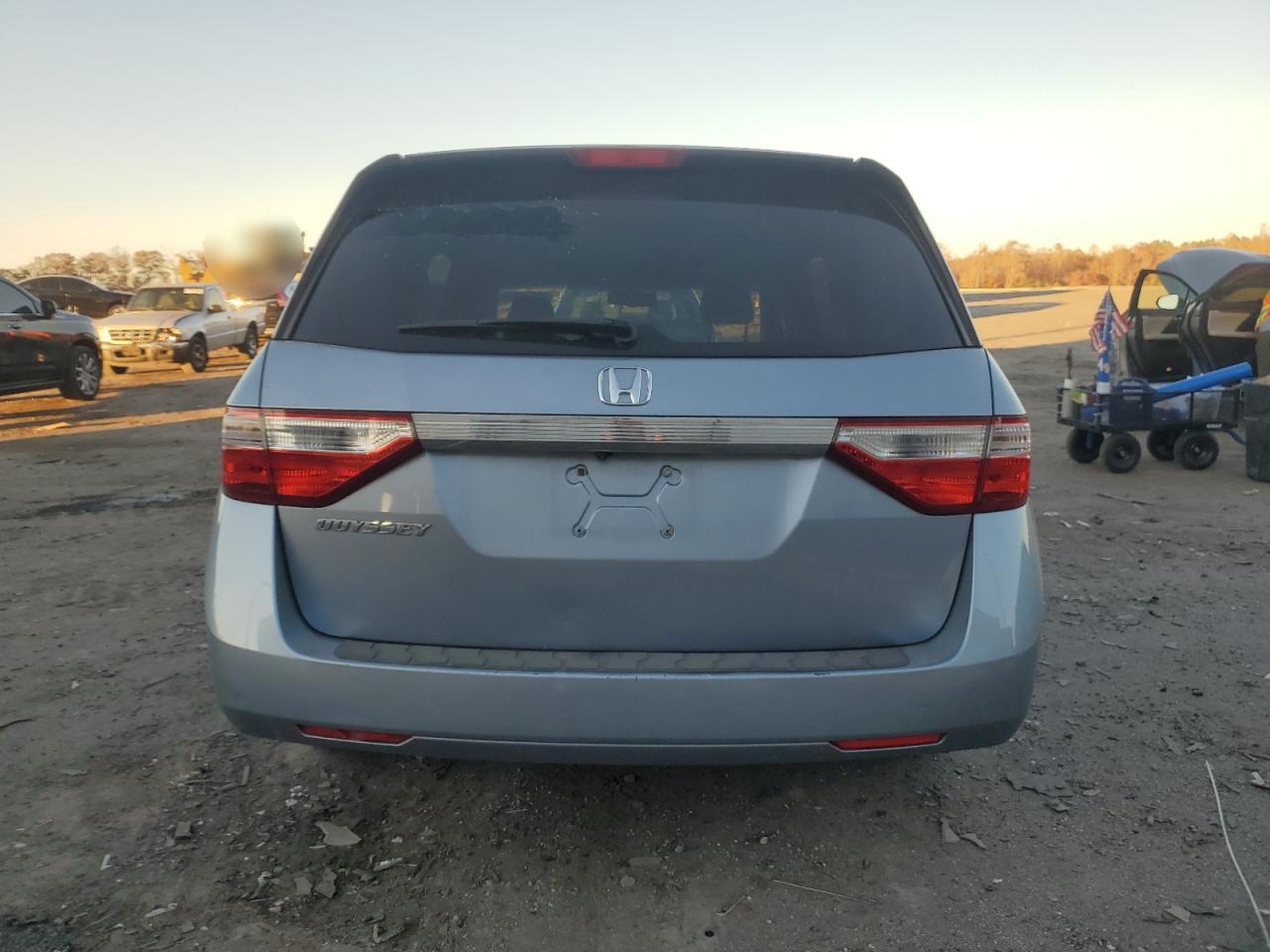 2012 Honda Odyssey Exl Silver vin: 5FNRL5H60CB105910