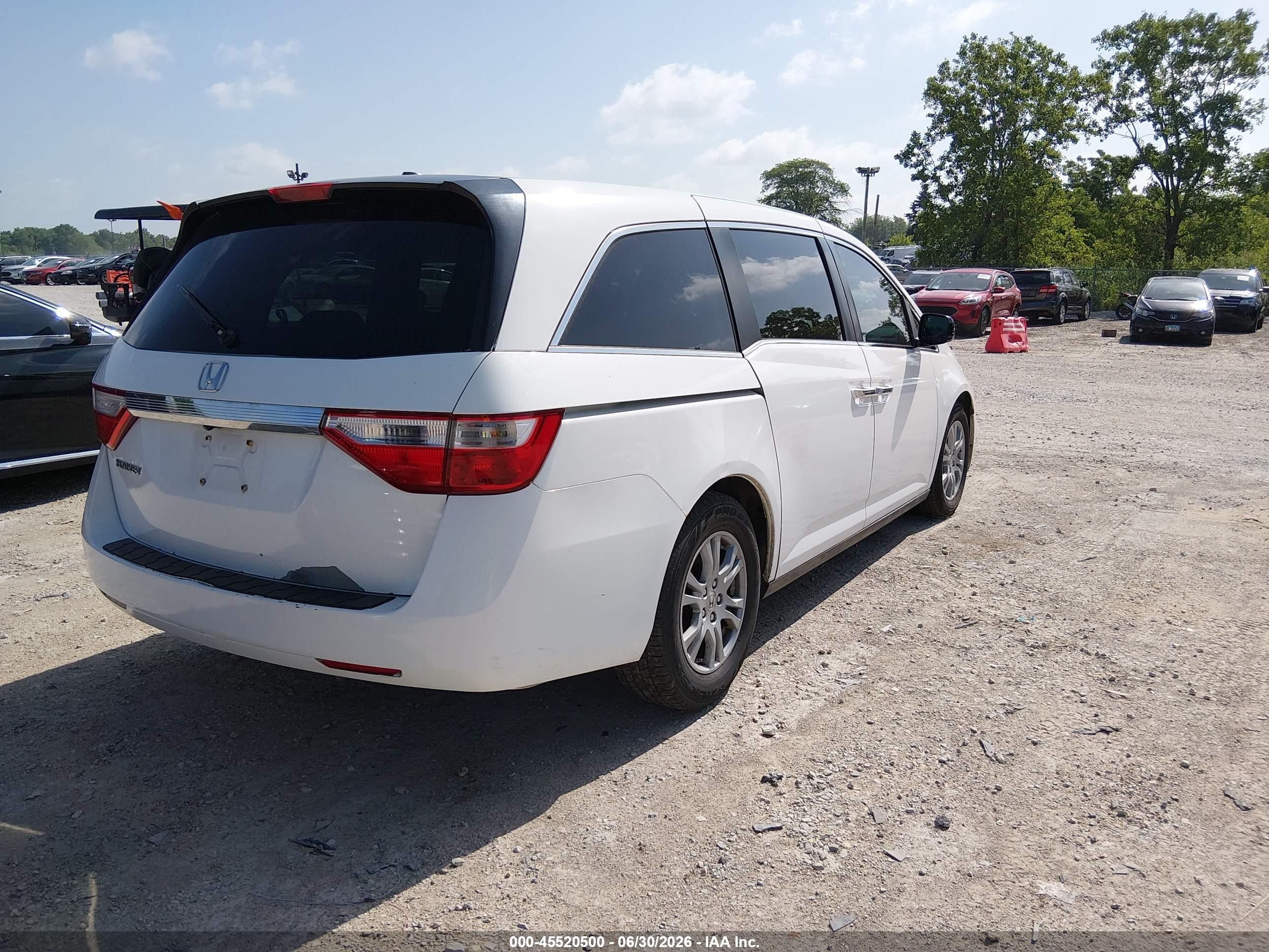 2013 Honda Odyssey Ex-l White vin: 5FNRL5H60DB014363