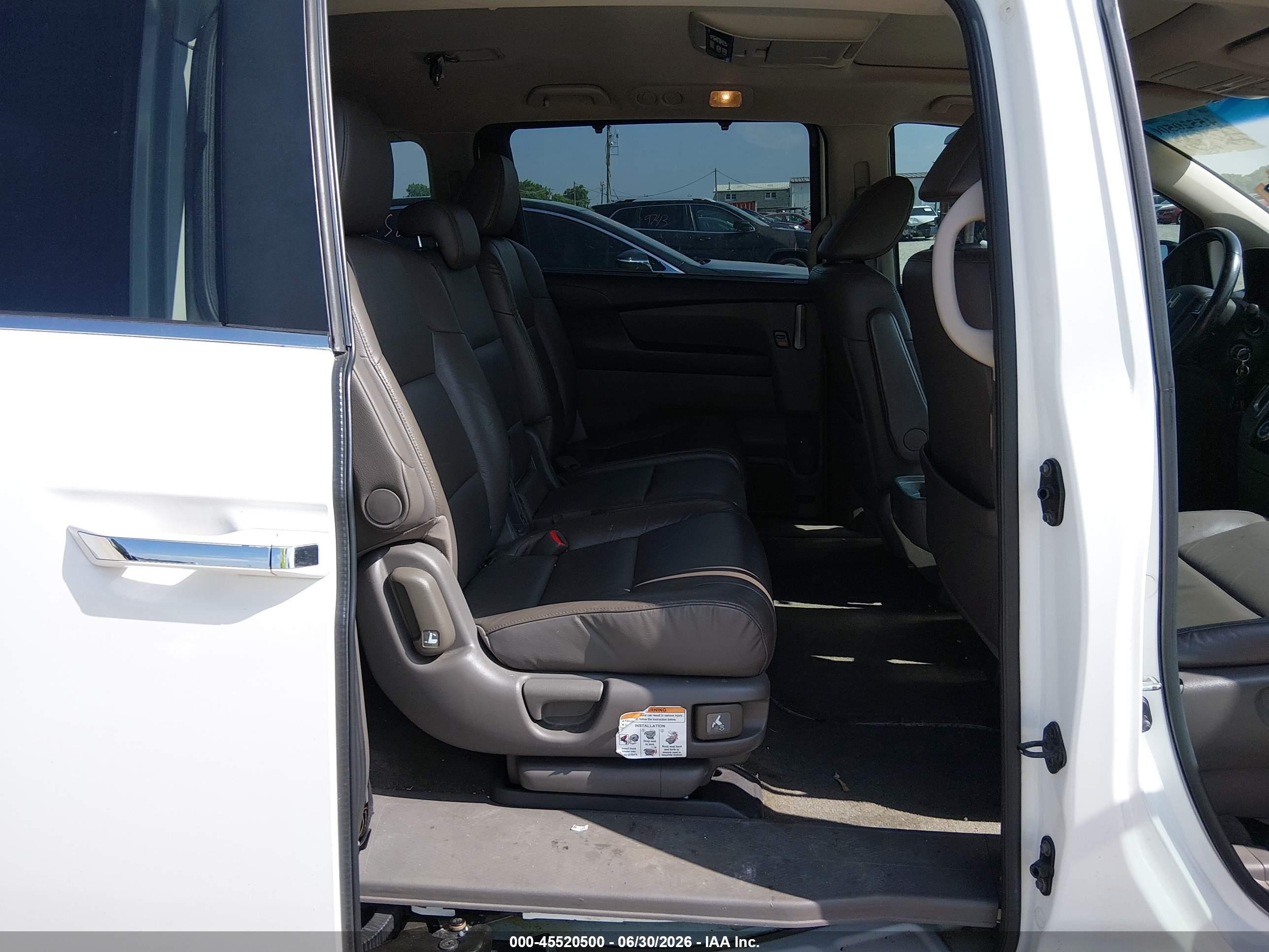 2013 Honda Odyssey Ex-l White vin: 5FNRL5H60DB014363