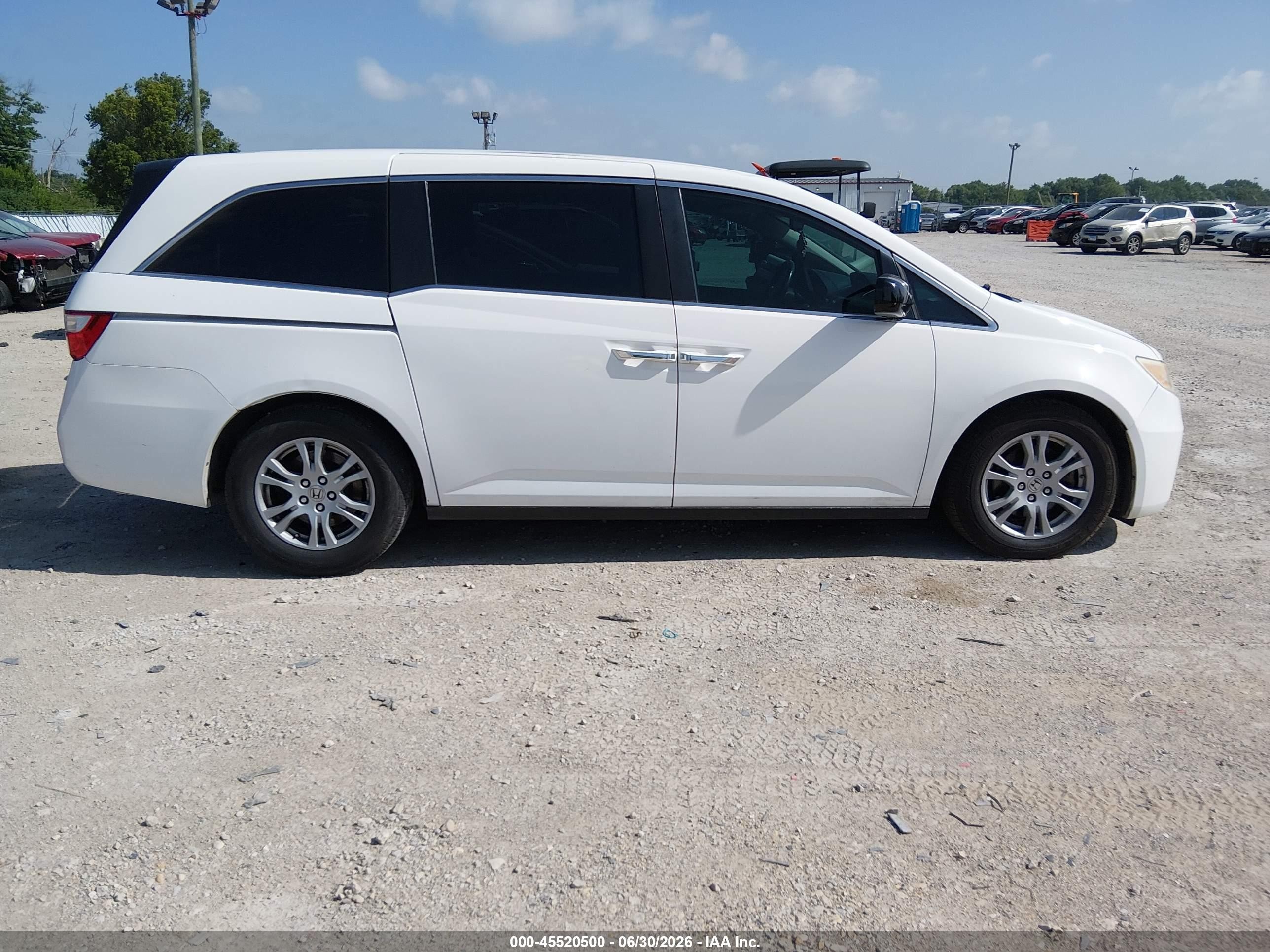 2013 Honda Odyssey Ex-l White vin: 5FNRL5H60DB014363