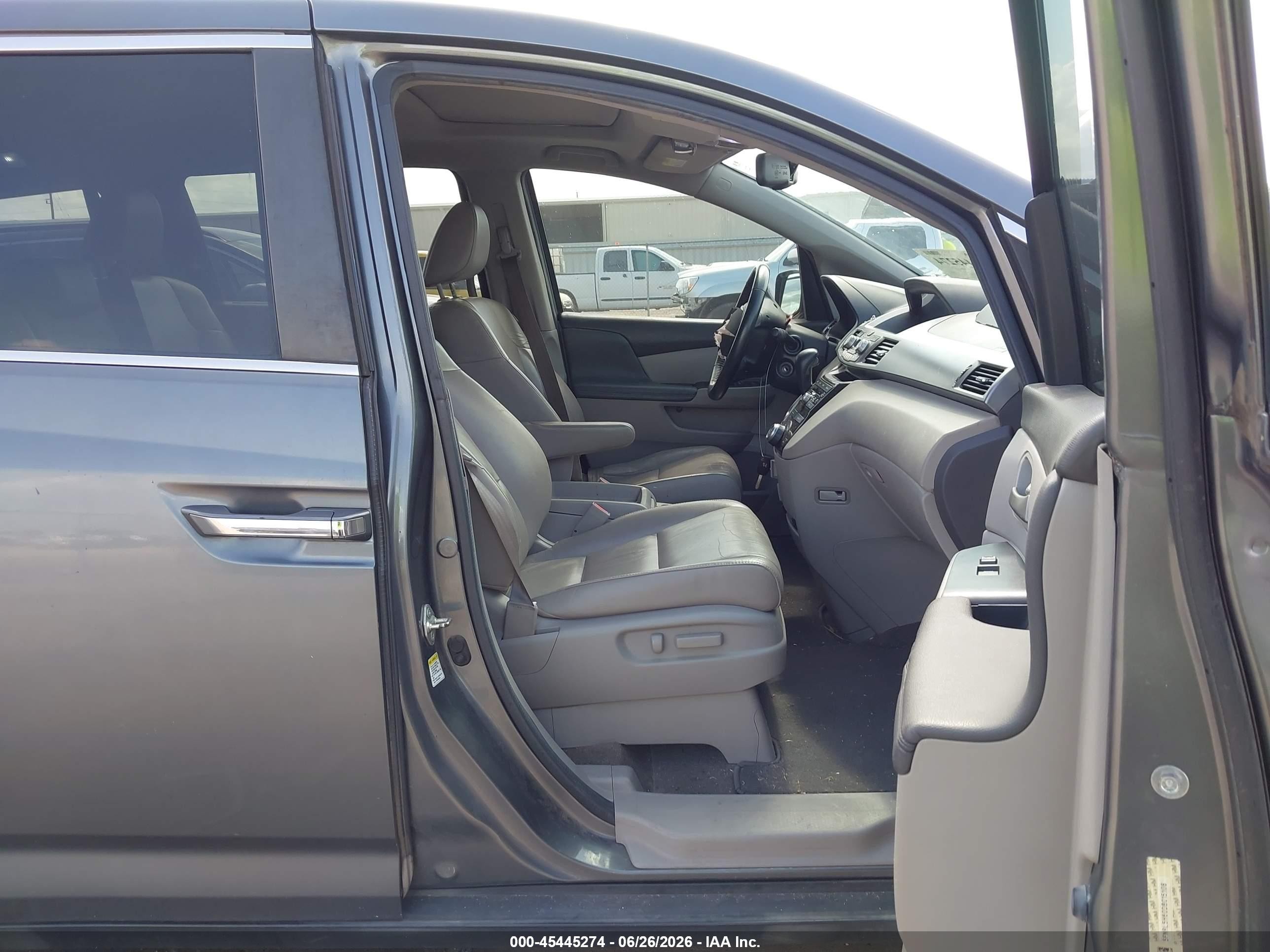 2013 Honda Odyssey Ex-l Серый vin: 5FNRL5H60DB015108