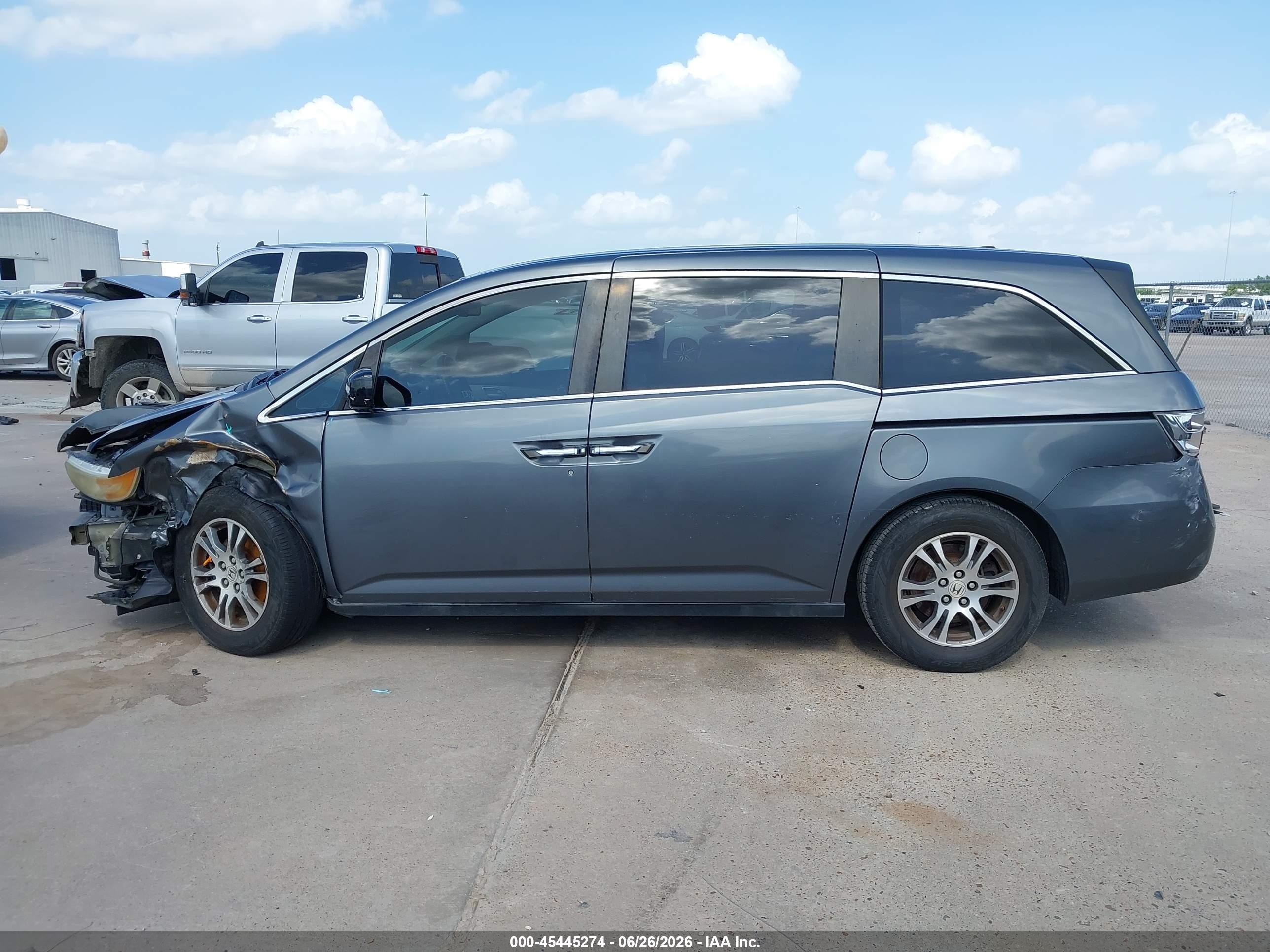 2013 Honda Odyssey Ex-l Серый vin: 5FNRL5H60DB015108