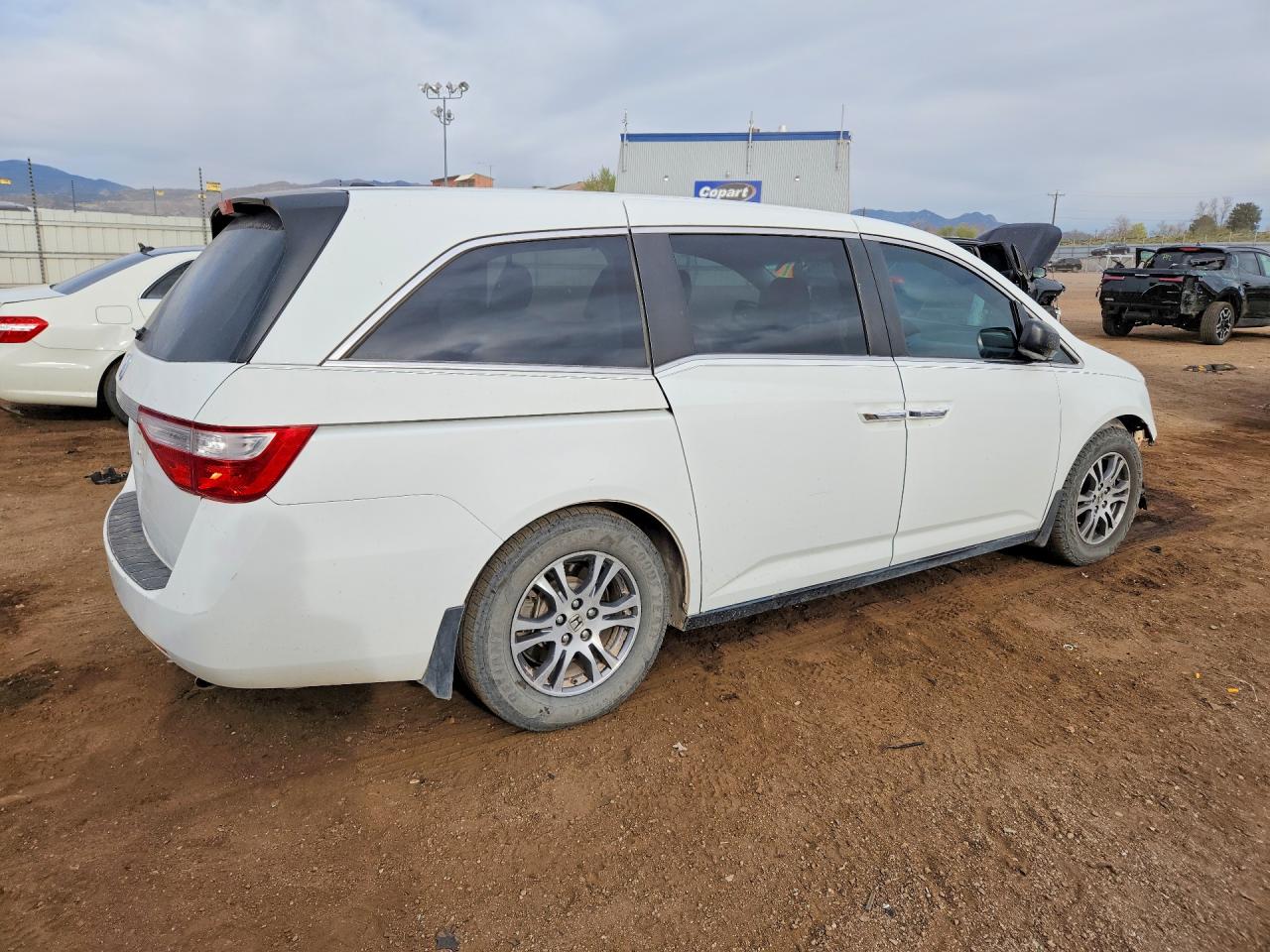 2013 Honda Odyssey Exl White vin: 5FNRL5H60DB047265