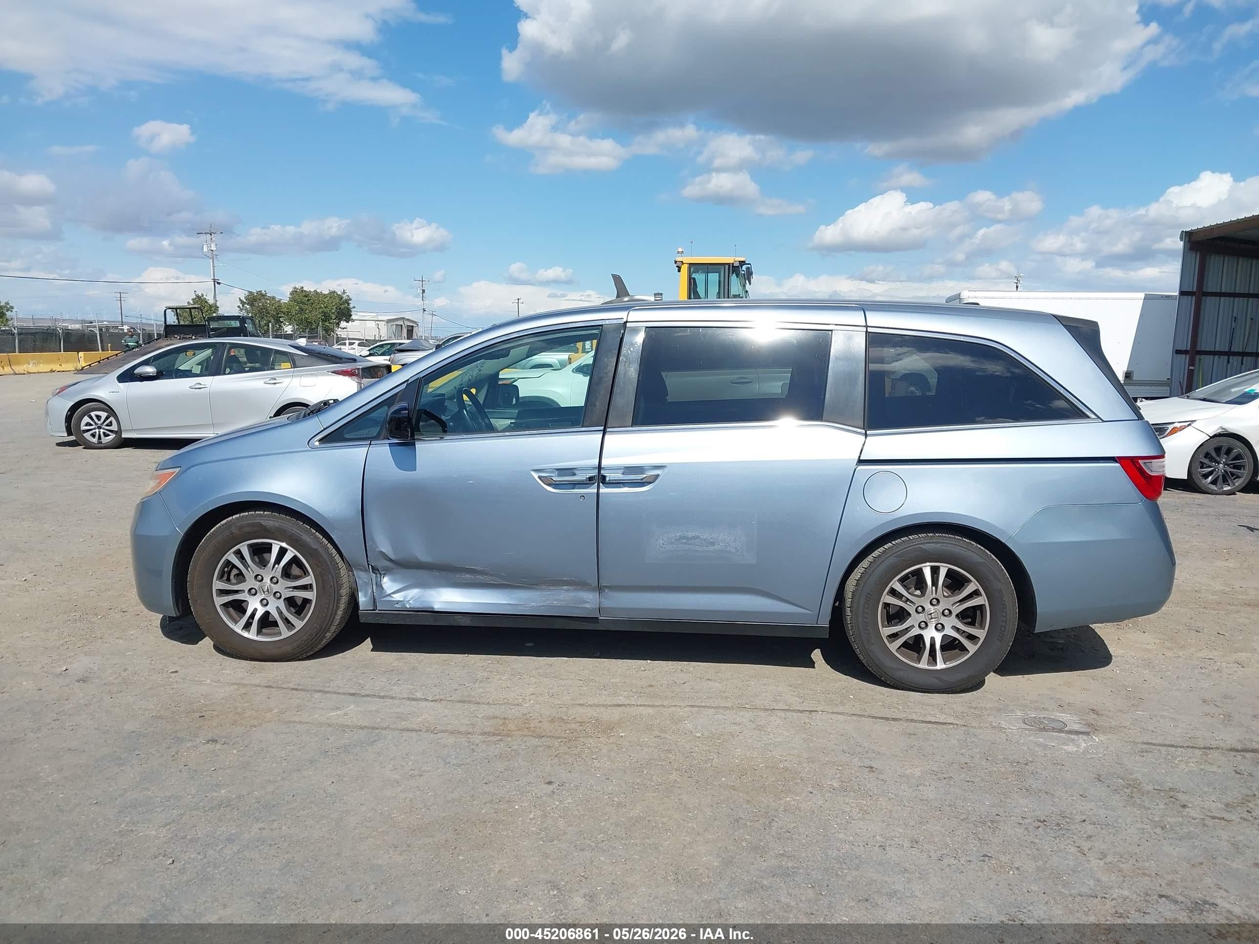 2013 Honda Odyssey Ex-l Light Blue vin: 5FNRL5H60DB058010