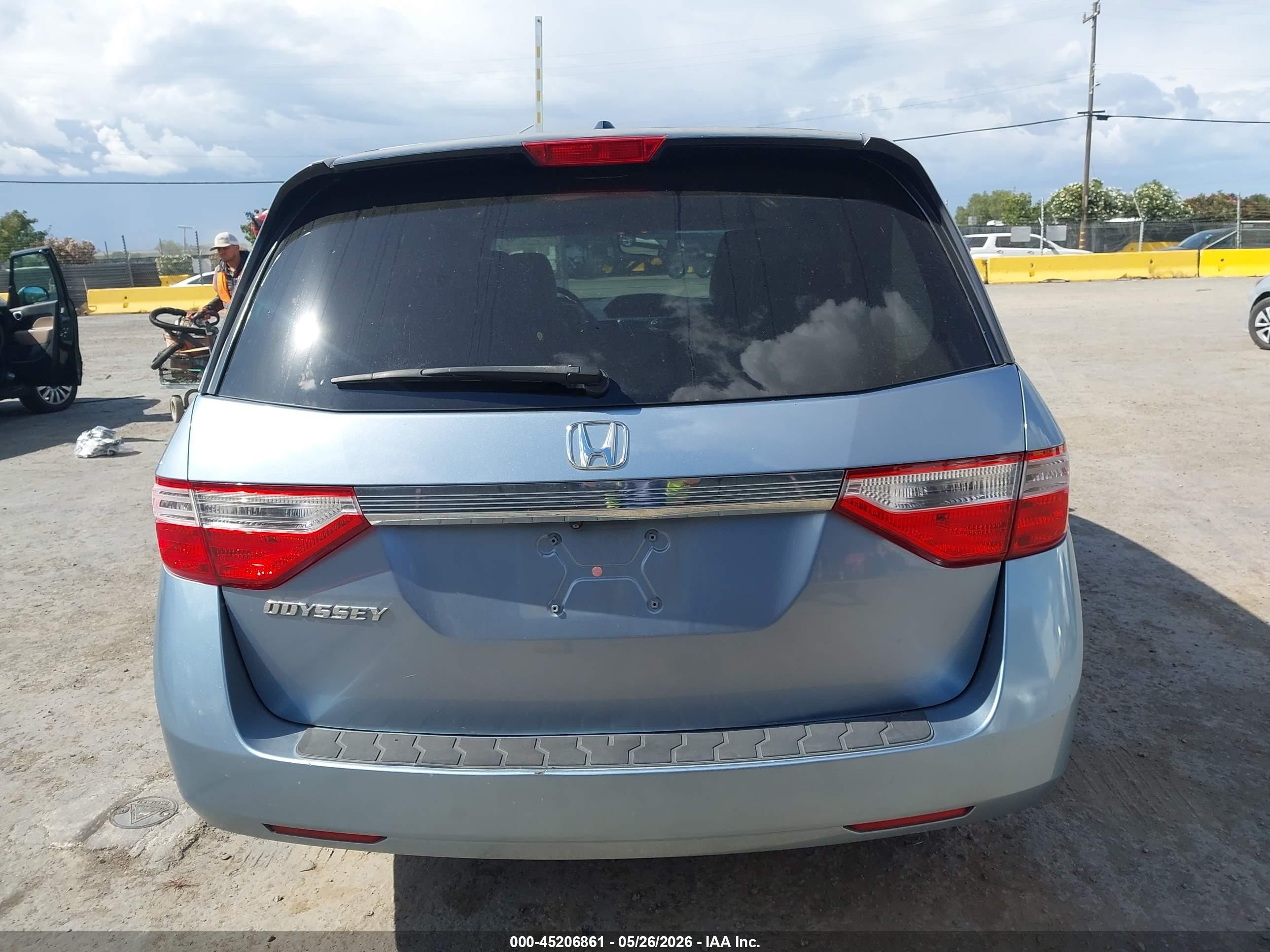 2013 Honda Odyssey Ex-l Light Blue vin: 5FNRL5H60DB058010