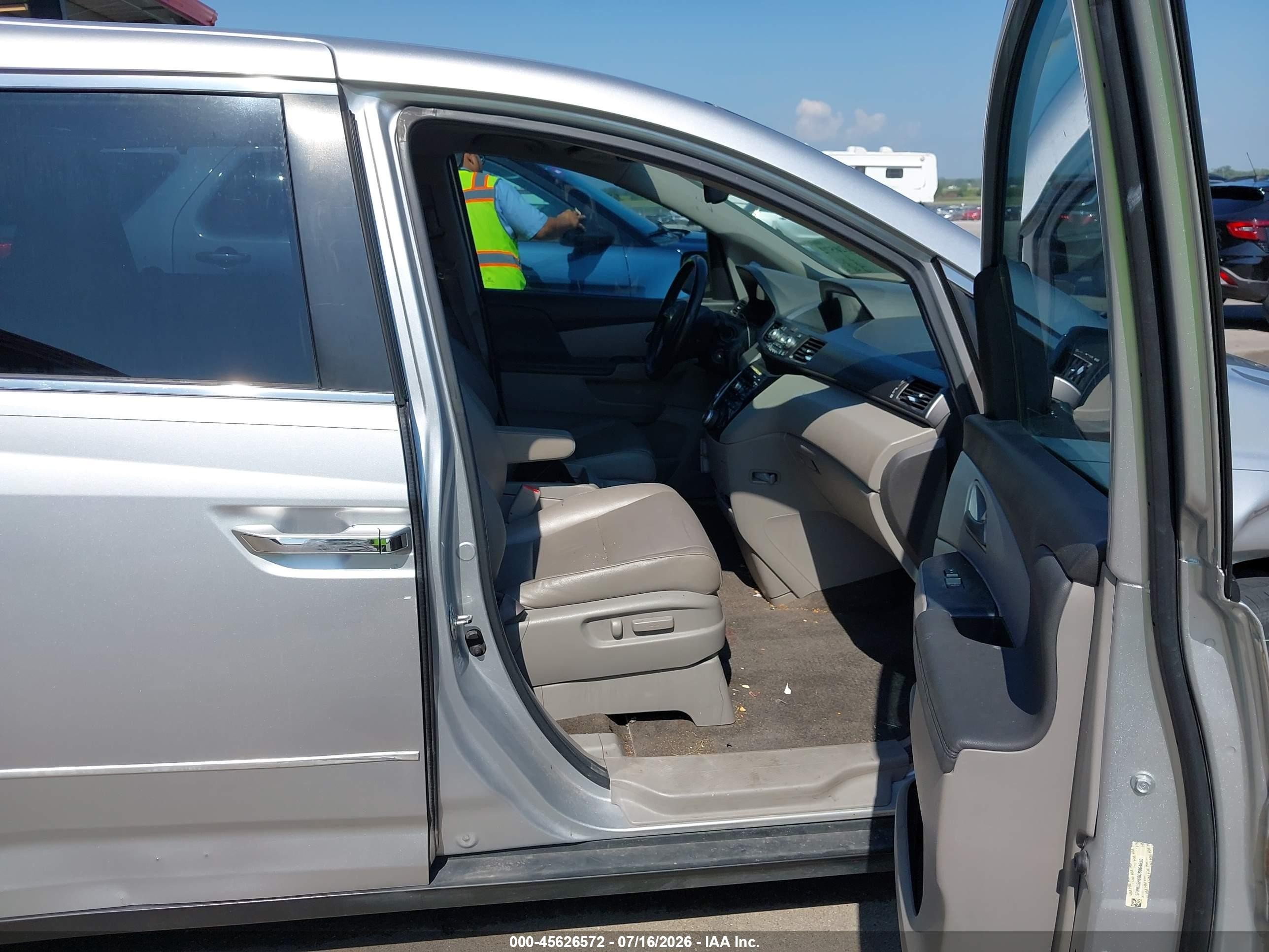 2013 Honda Odyssey Ex-l Silver vin: 5FNRL5H60DB064650