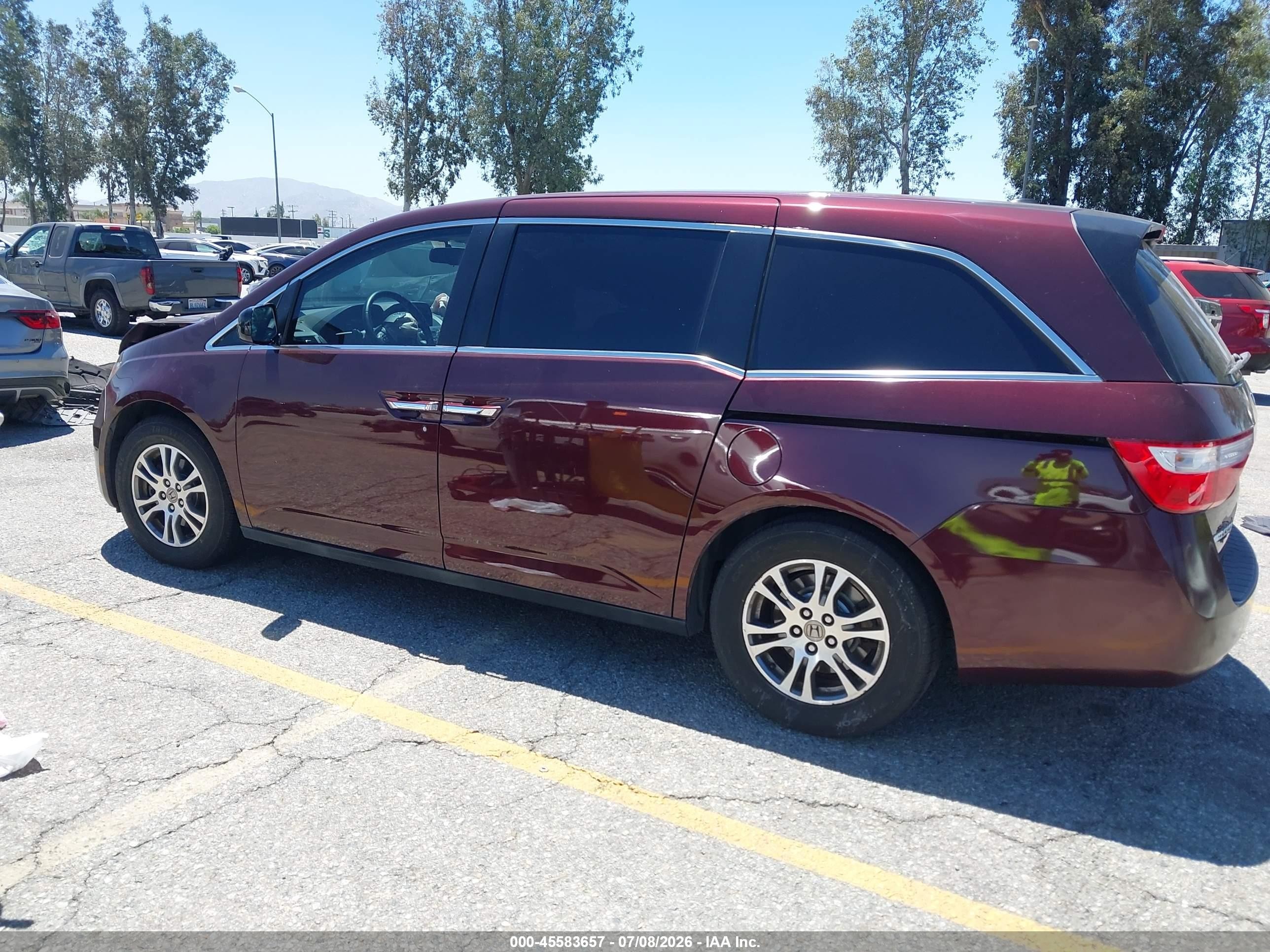 2013 Honda Odyssey Ex-l Burgundy vin: 5FNRL5H60DB091976