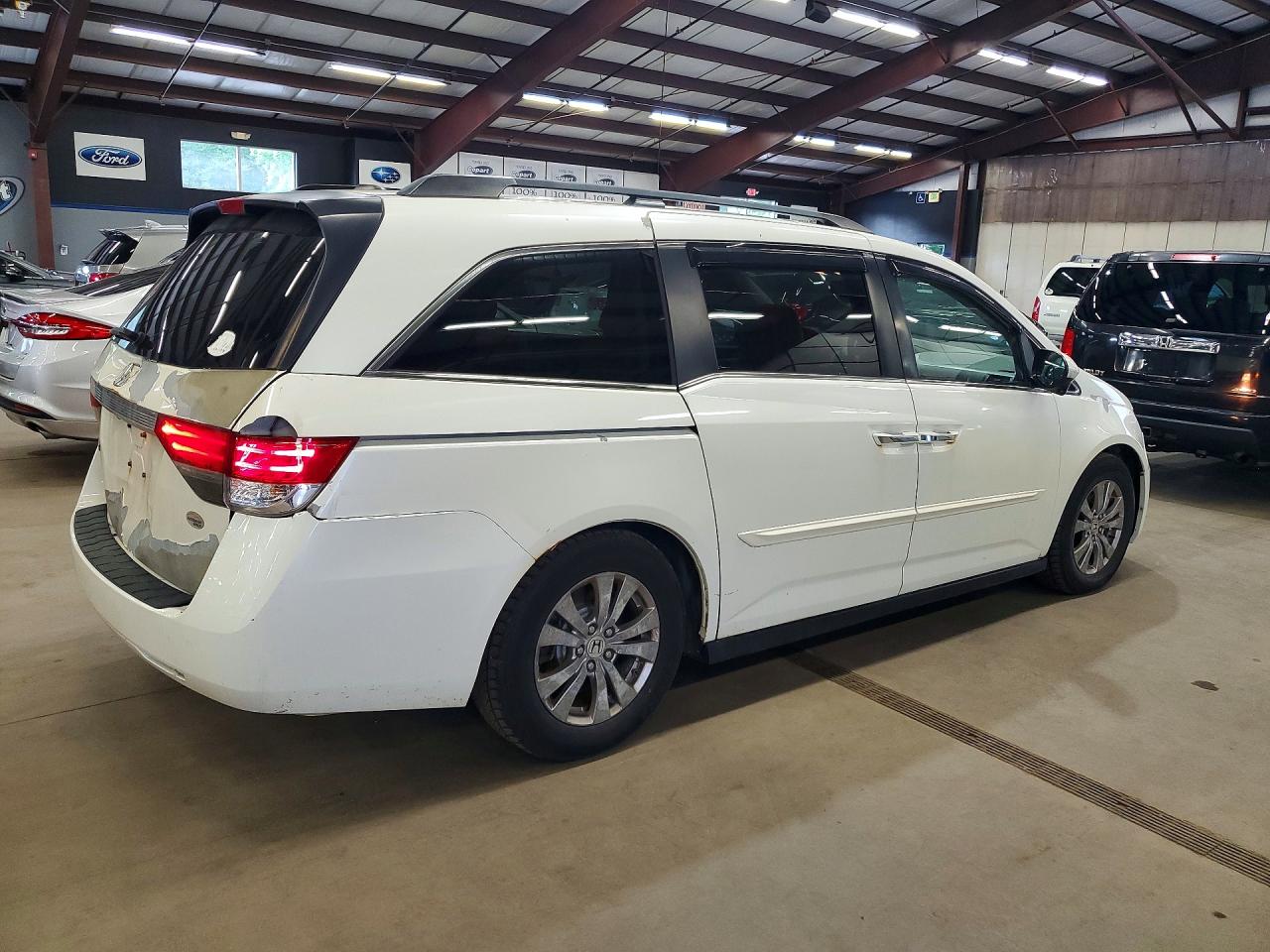 2014 Honda Odyssey Exl White vin: 5FNRL5H60EB016695
