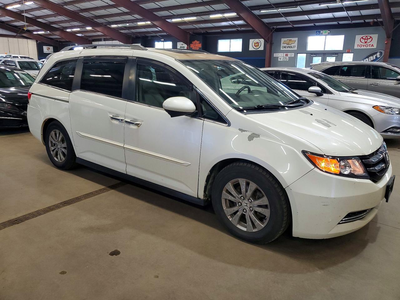 2014 Honda Odyssey Exl White vin: 5FNRL5H60EB016695