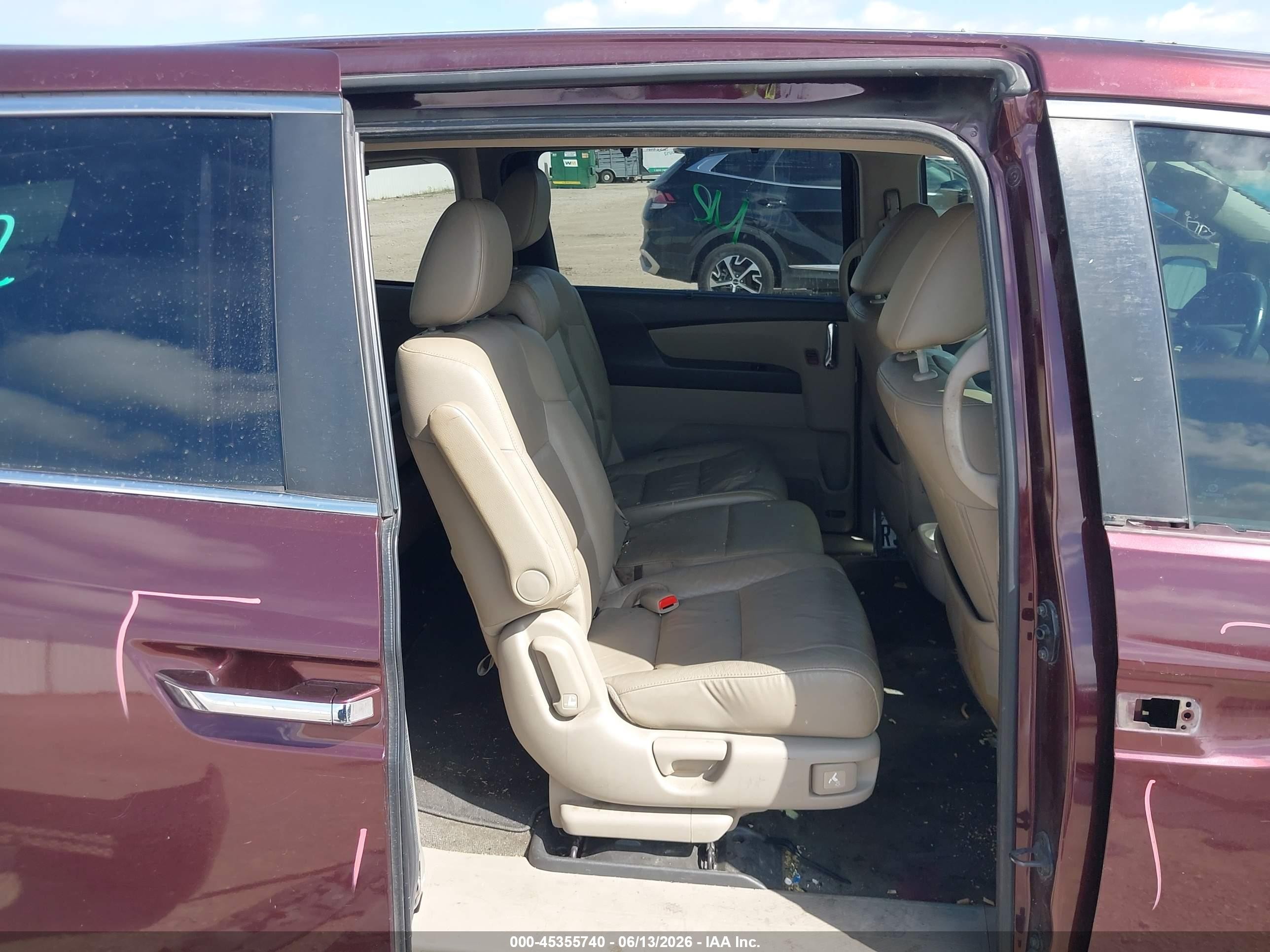 2014 Honda Odyssey Ex-l Purple vin: 5FNRL5H60EB049941
