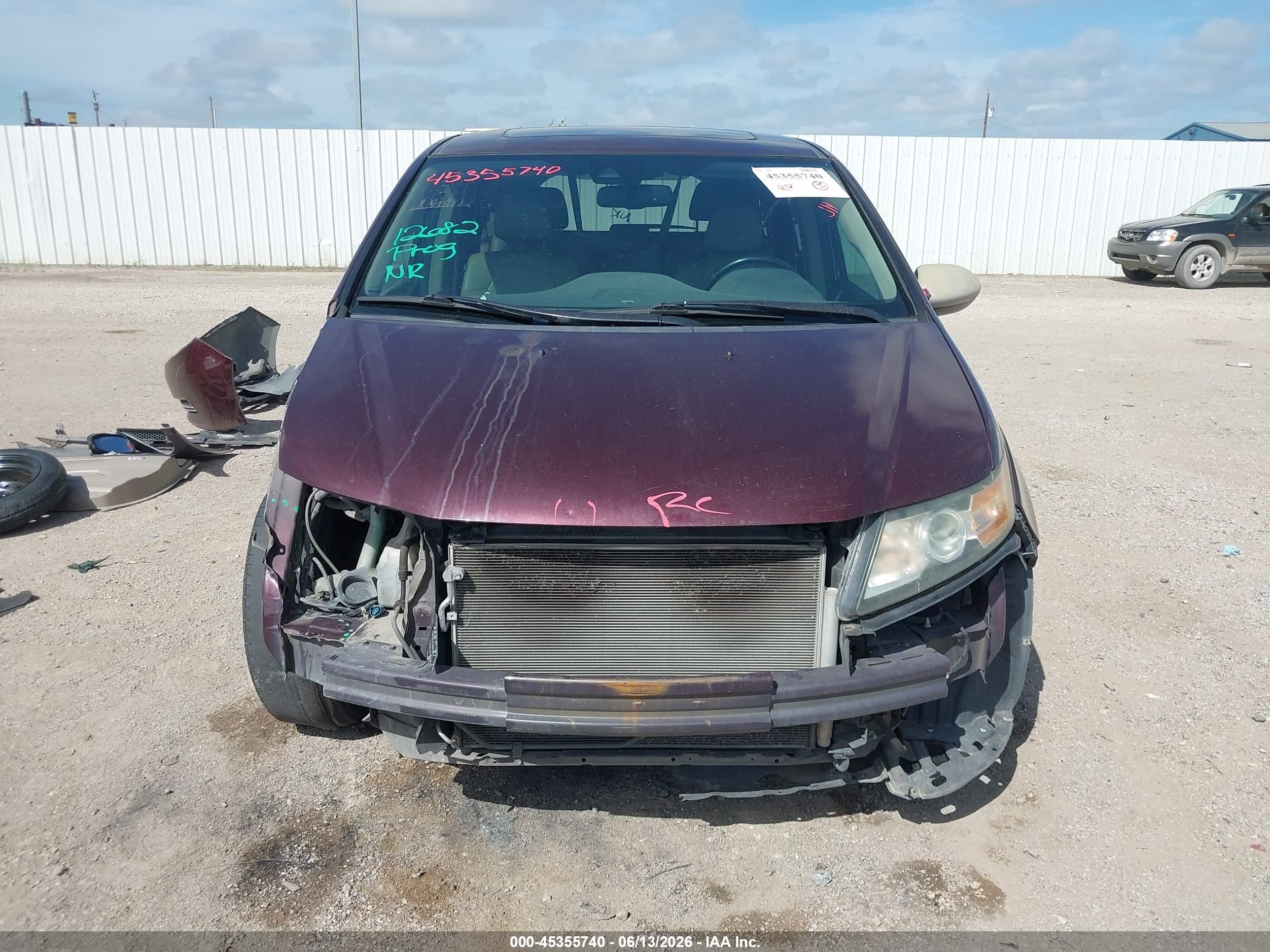 2014 Honda Odyssey Ex-l Purple vin: 5FNRL5H60EB049941