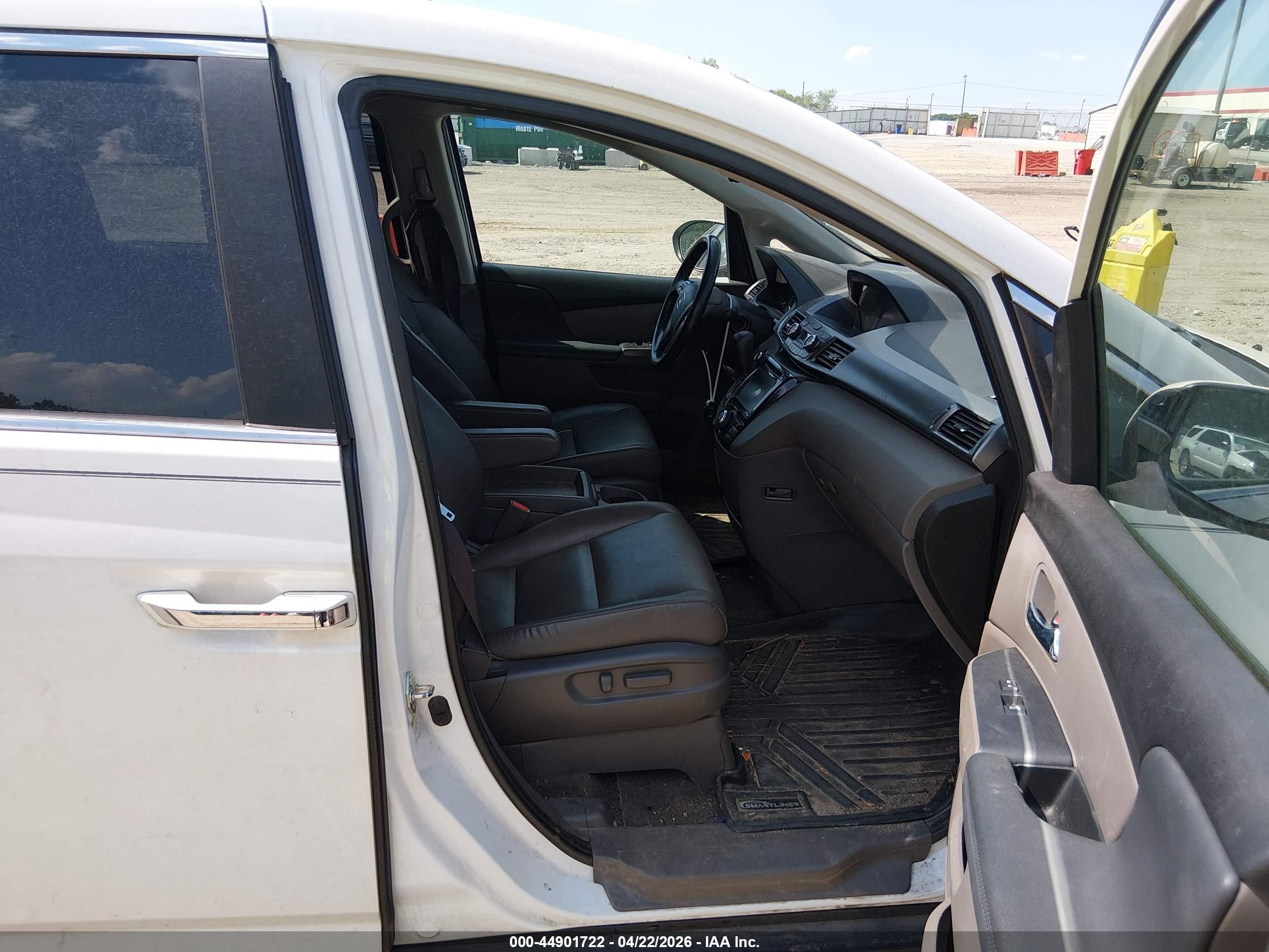 2014 Honda Odyssey Ex-l White vin: 5FNRL5H60EB110253