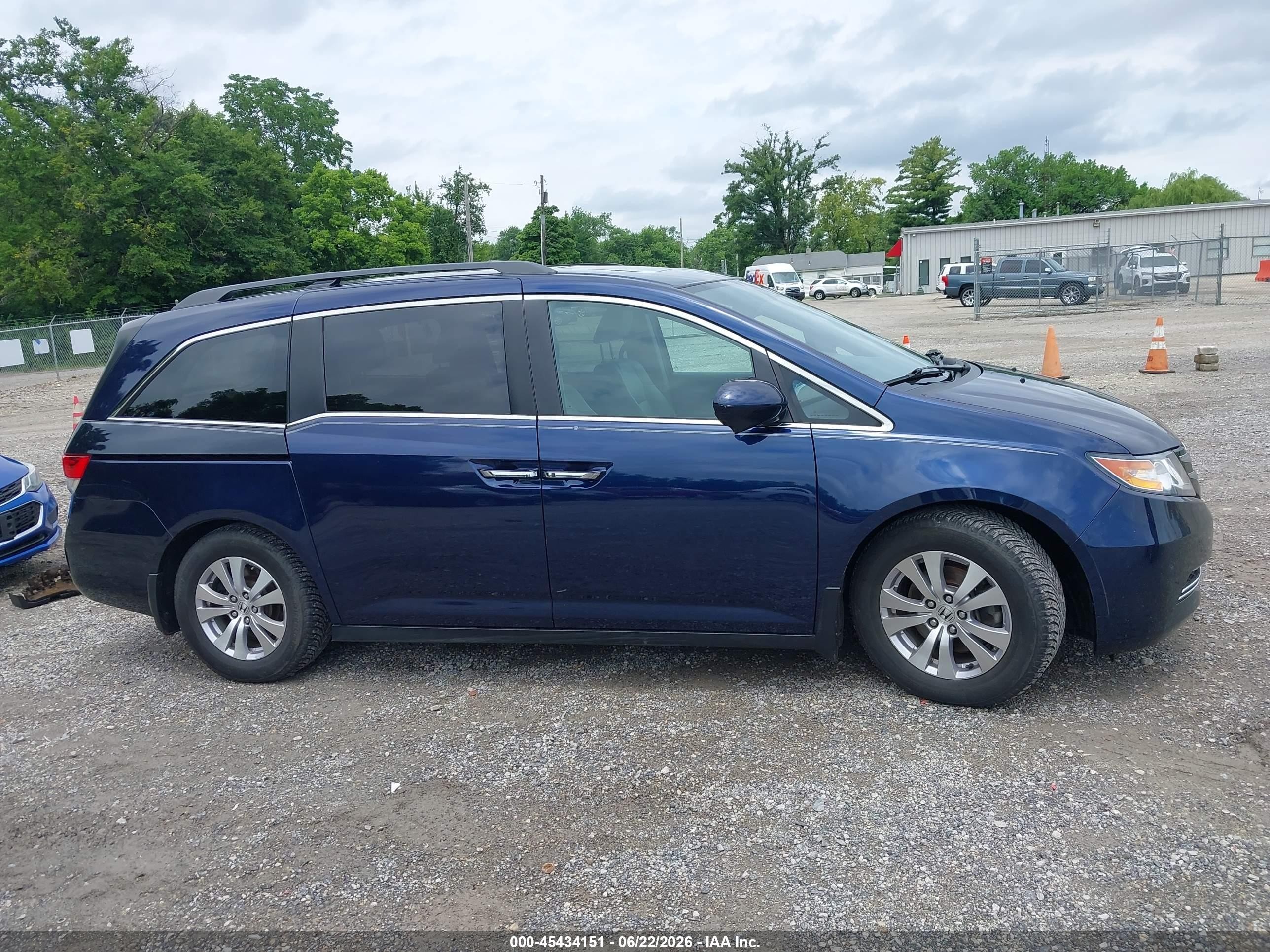 2014 Honda Odyssey Ex-l Blue vin: 5FNRL5H60EB114173