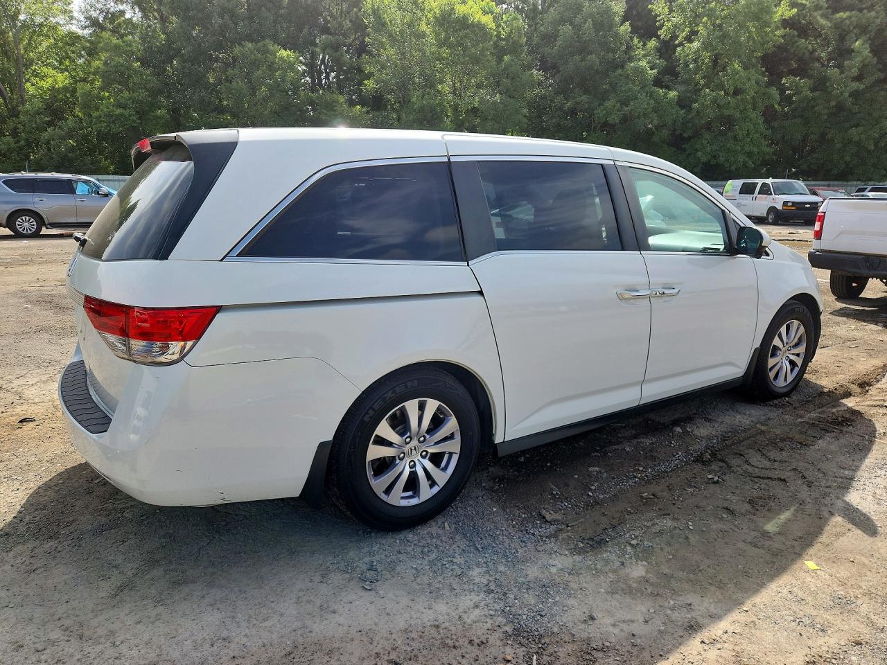 2014 Honda Odyssey Exl White vin: 5FNRL5H60EB122077