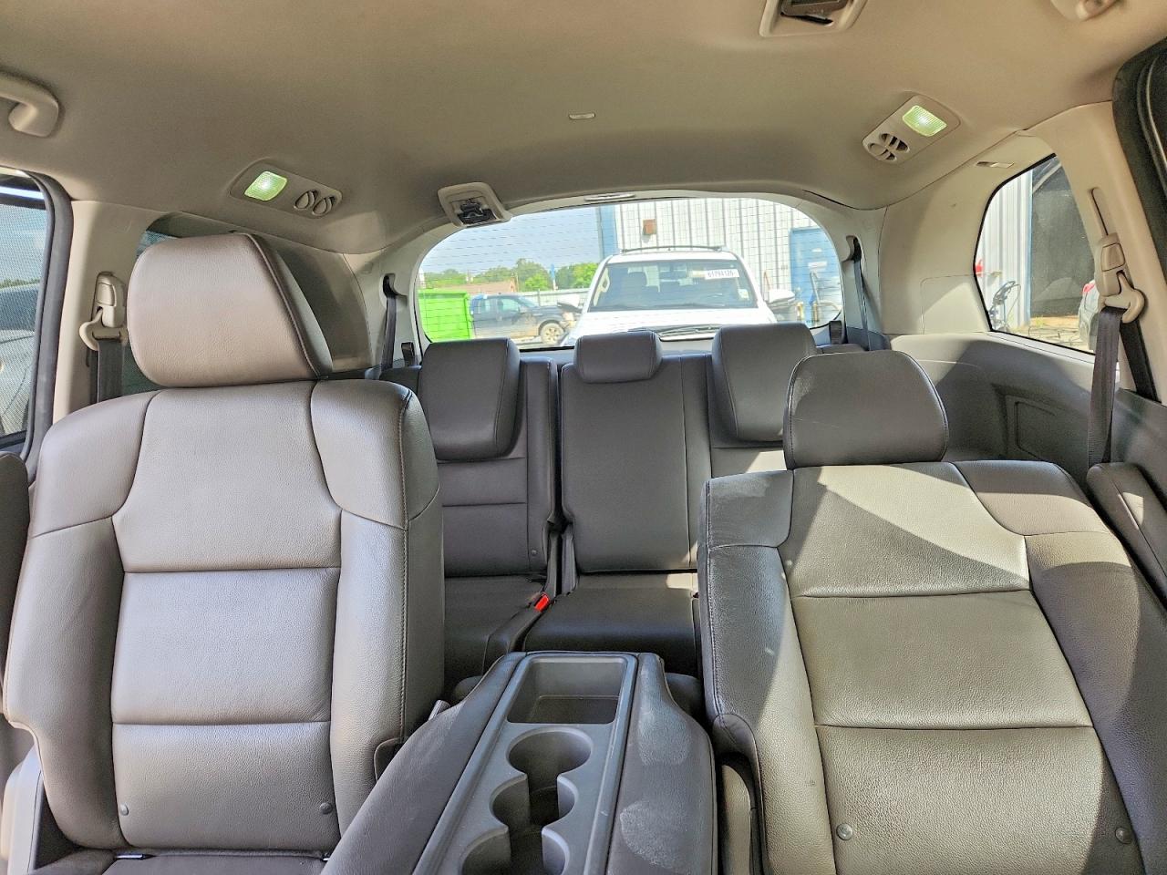 2014 Honda Odyssey Exl White vin: 5FNRL5H60EB122077