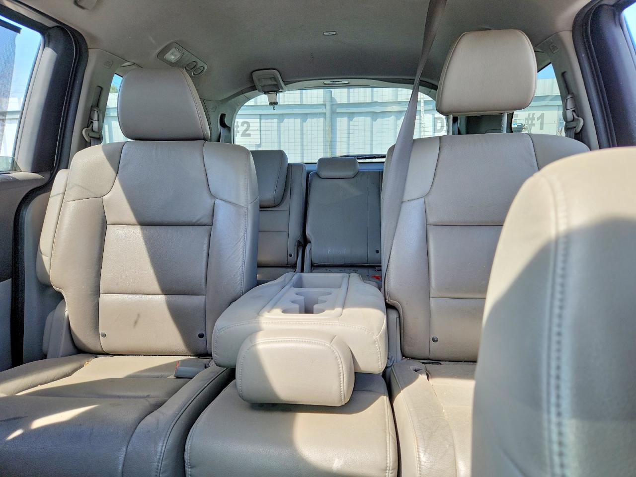 2014 Honda Odyssey Exl Silver vin: 5FNRL5H60EB501533