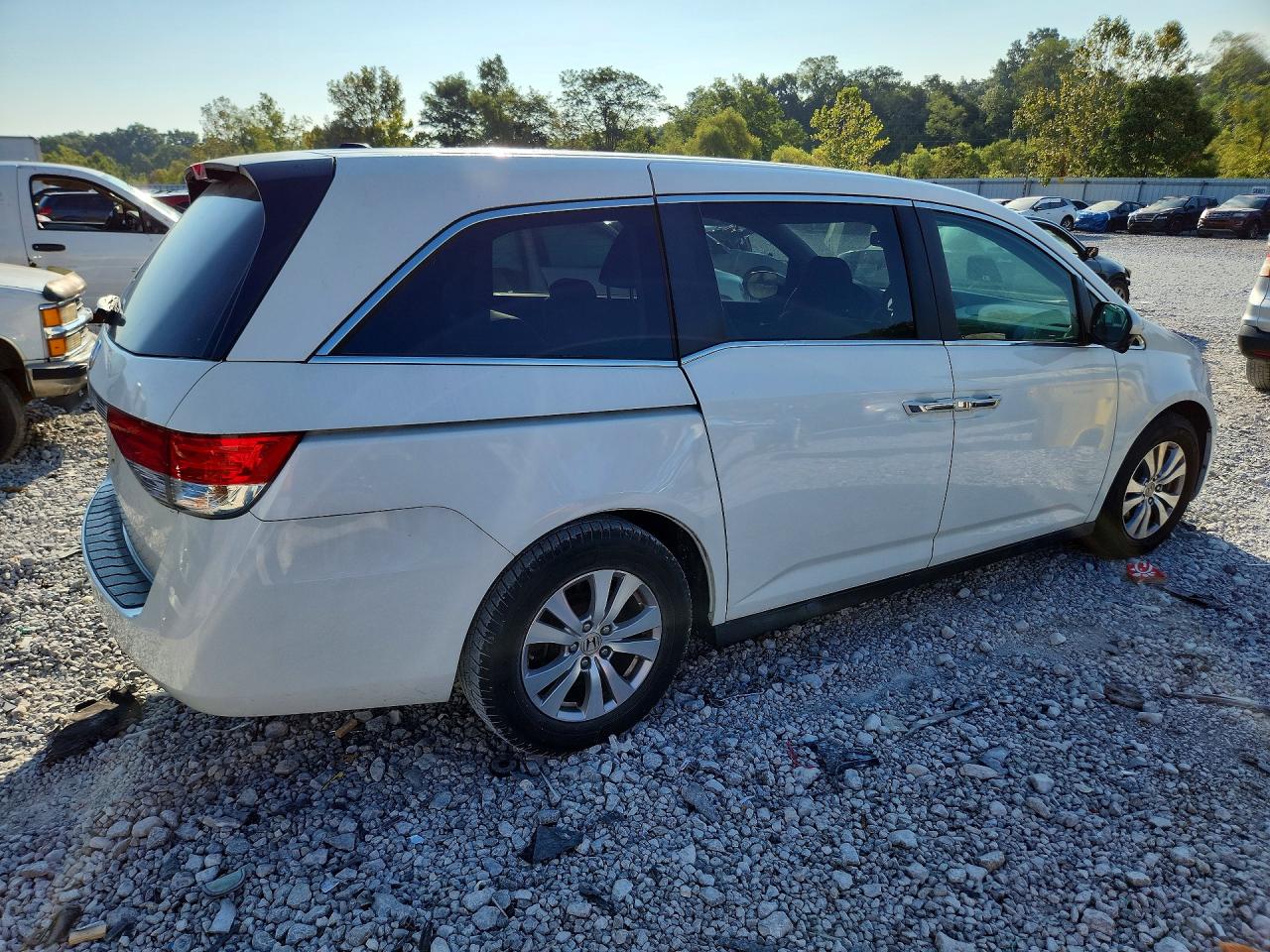 2015 Honda Odyssey Exl Белый vin: 5FNRL5H60FB004550