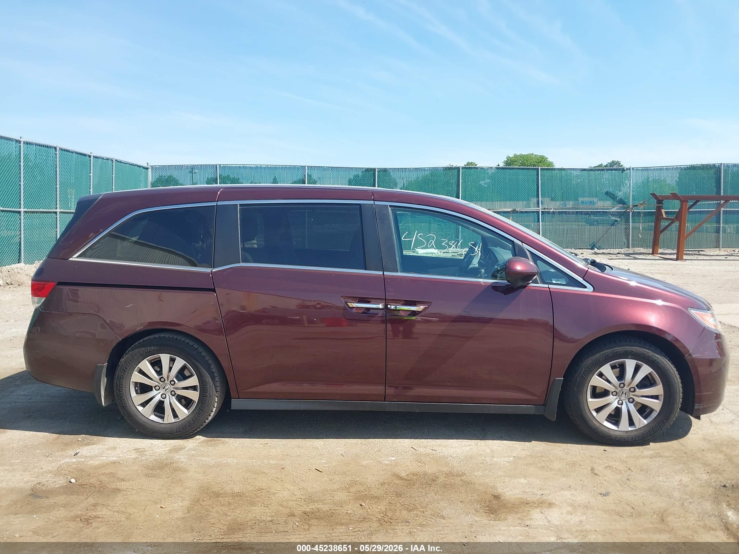 2015 Honda Odyssey Ex-l Burgundy vin: 5FNRL5H60FB016715