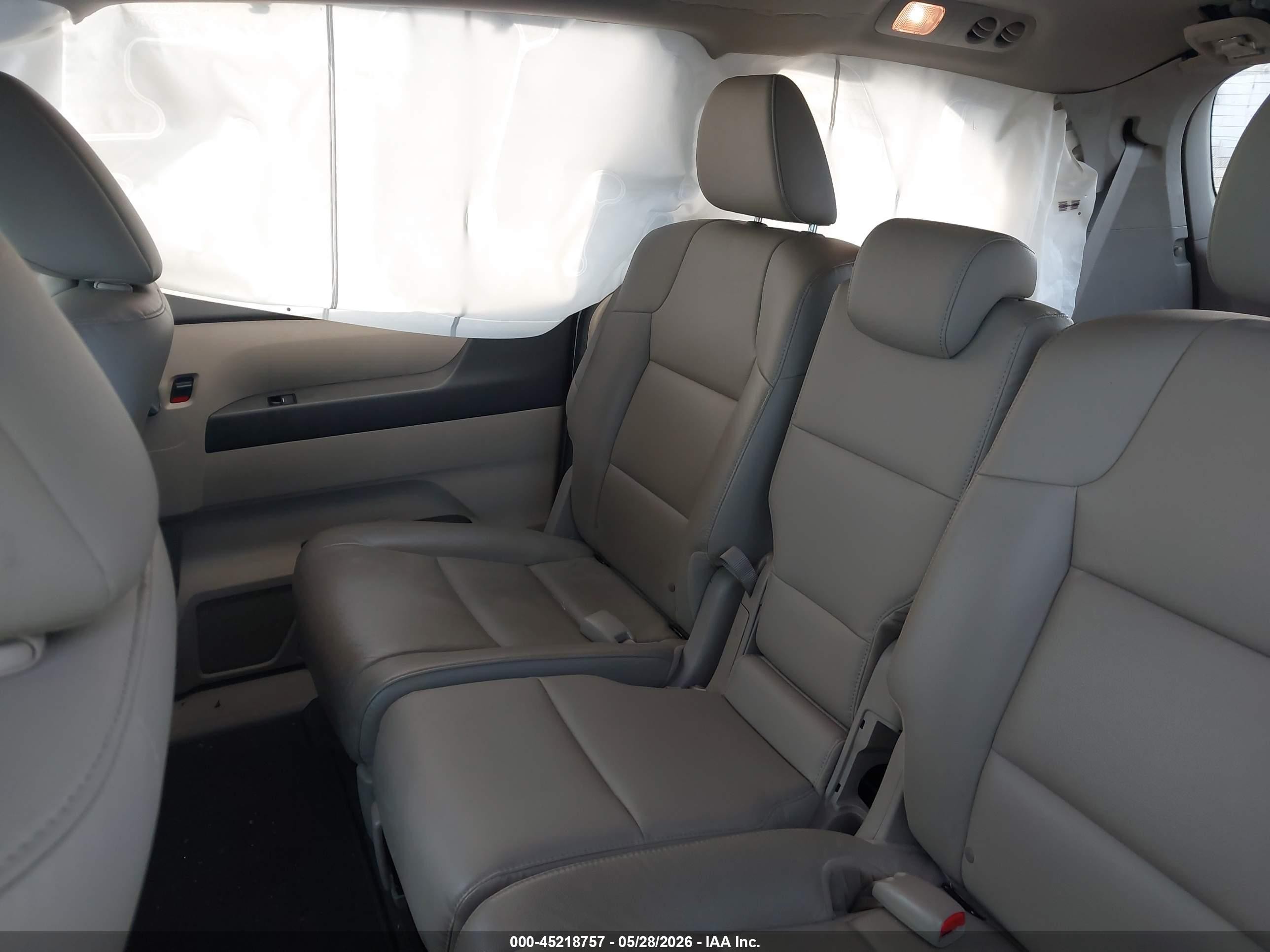 2015 Honda Odyssey Ex-l White vin: 5FNRL5H60FB023941