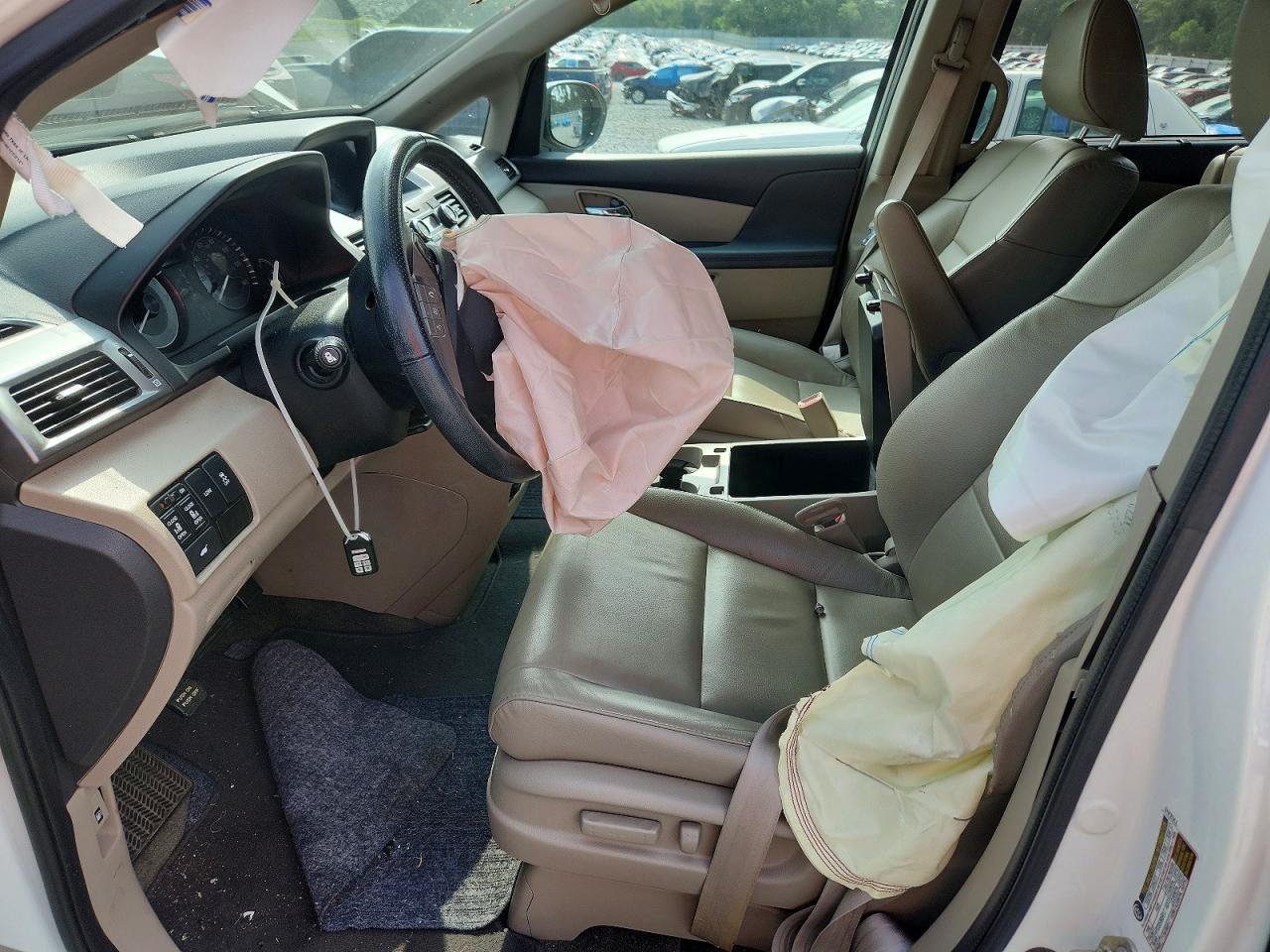 2015 Honda Odyssey Exl White vin: 5FNRL5H60FB049200