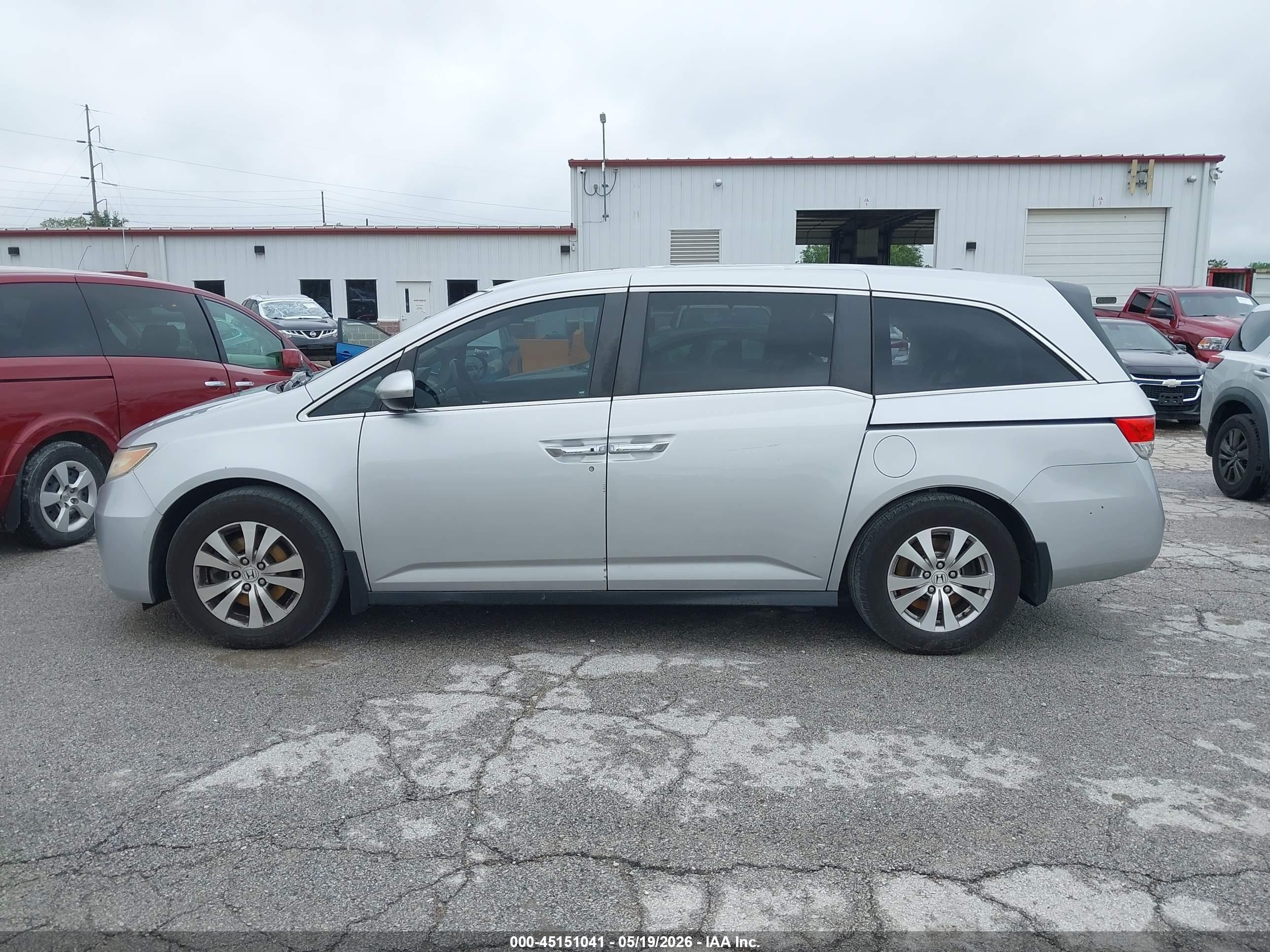 2015 Honda Odyssey Ex-l Серебряный vin: 5FNRL5H60FB049939
