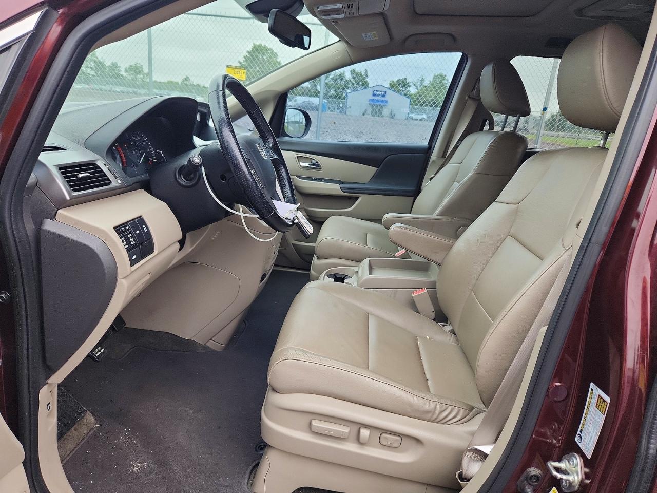 2015 Honda Odyssey Exl Maroon vin: 5FNRL5H60FB063856