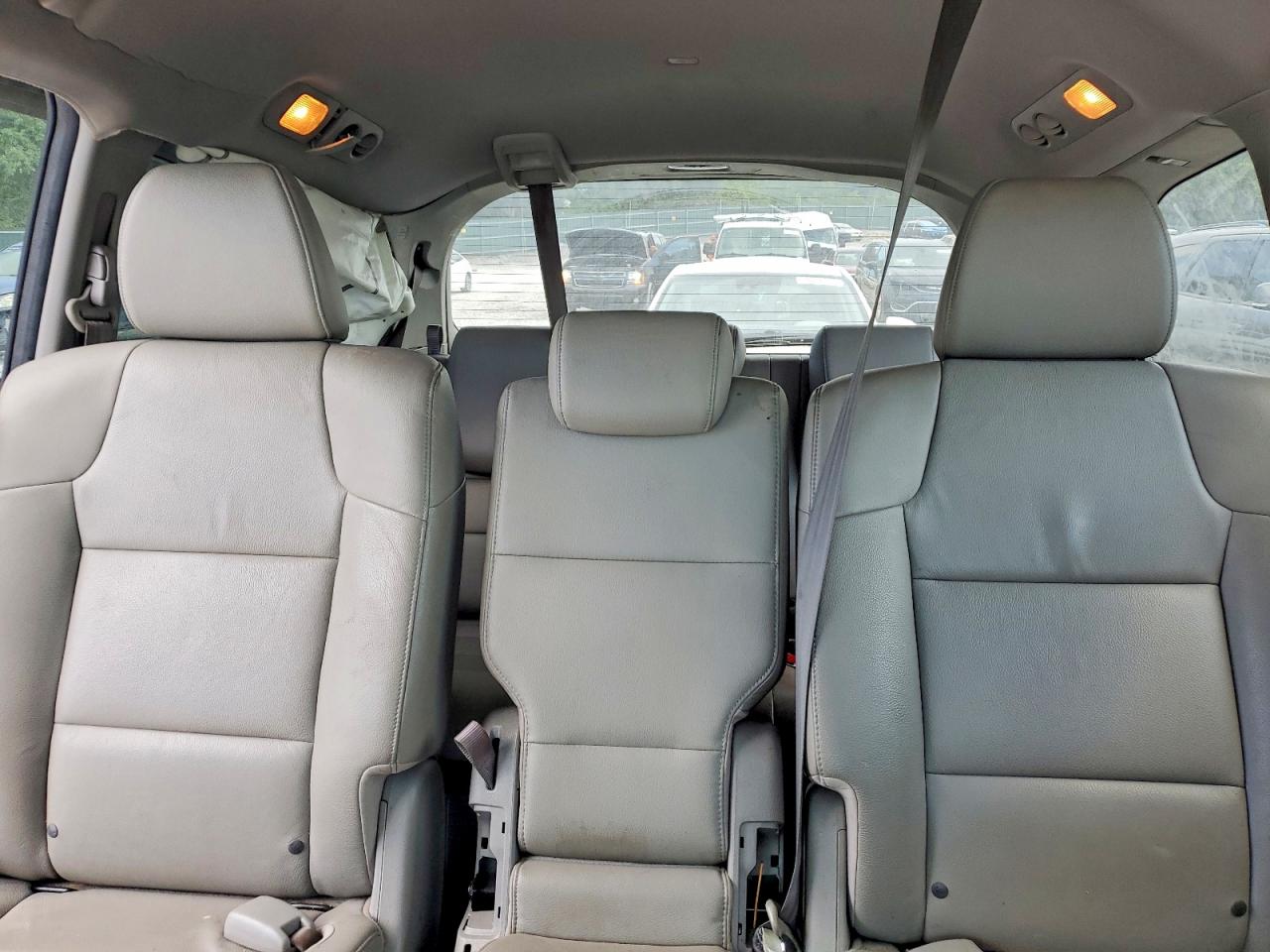 2015 Honda Odyssey Exl Silver vin: 5FNRL5H60FB112067