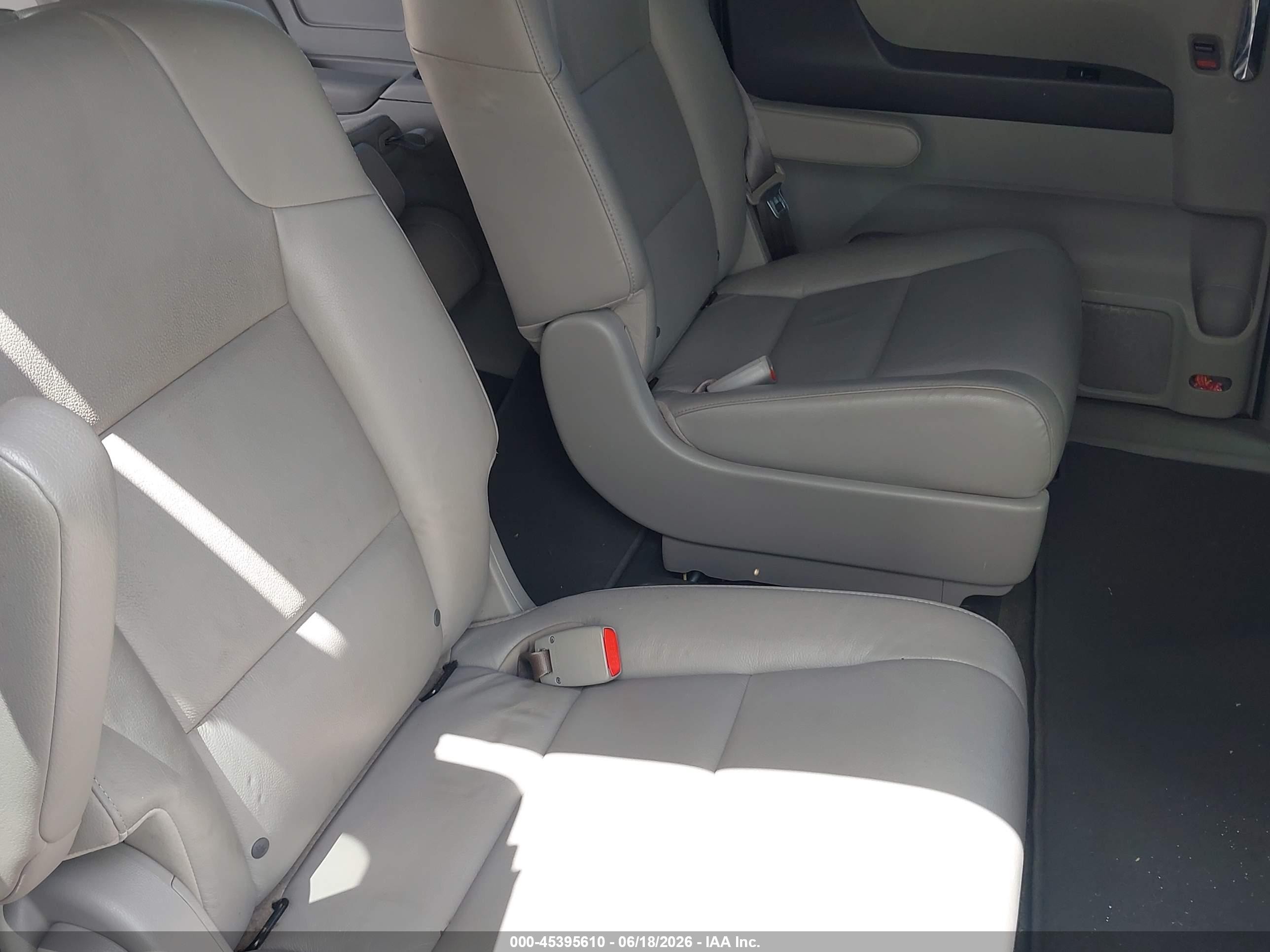 2015 Honda Odyssey Ex-l Gray vin: 5FNRL5H60FB120282