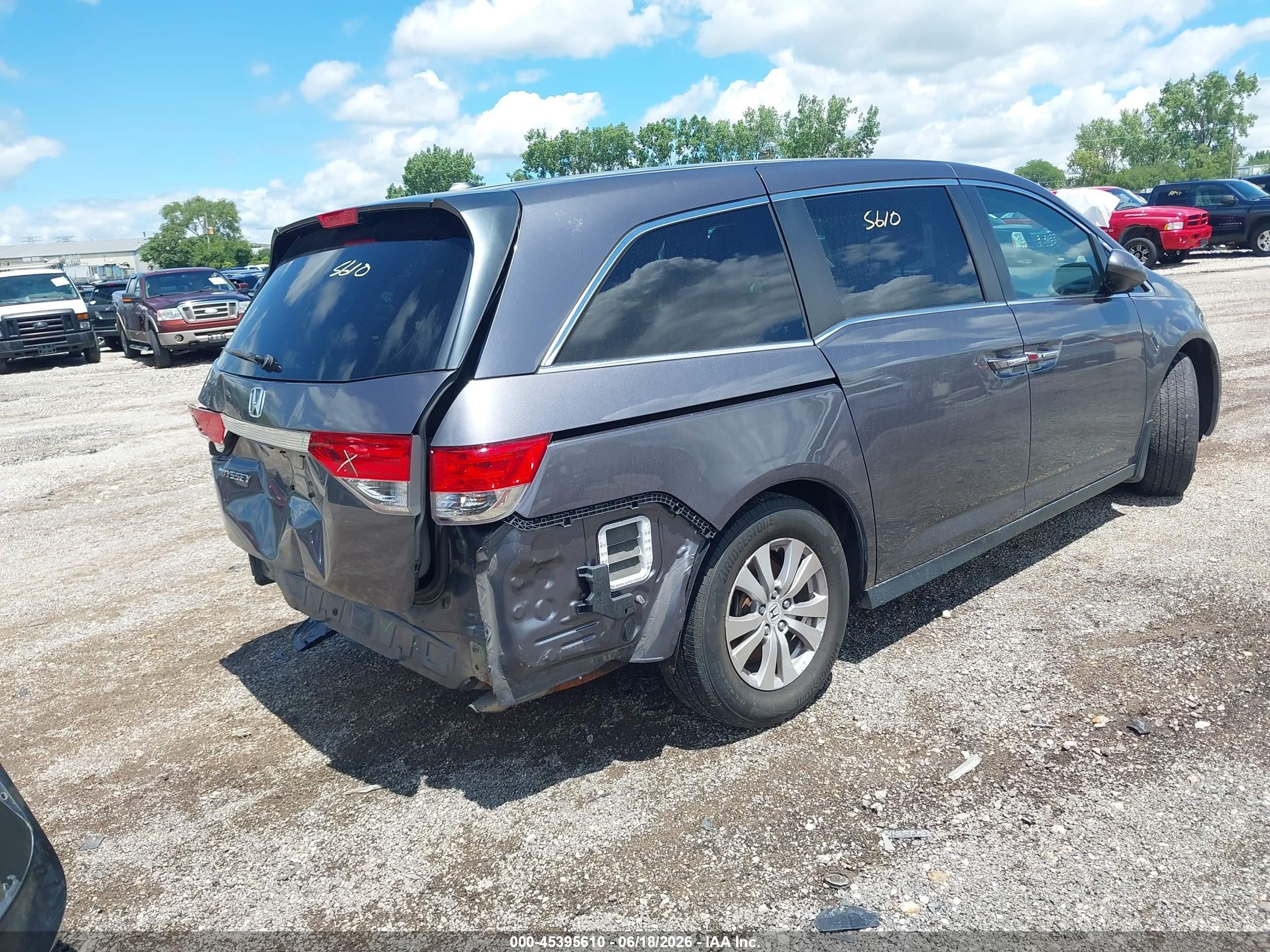 2015 Honda Odyssey Ex-l Gray vin: 5FNRL5H60FB120282