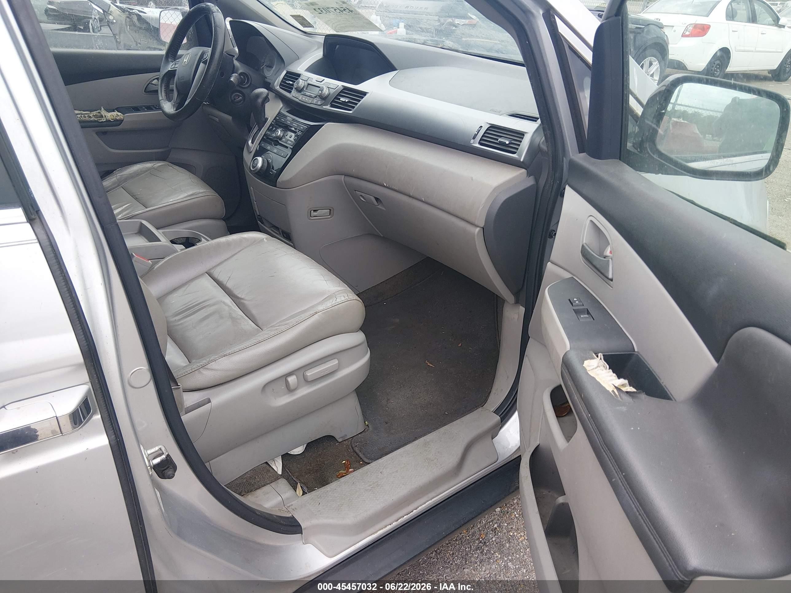 2011 Honda Odyssey Ex-l Silver vin: 5FNRL5H61BB021884