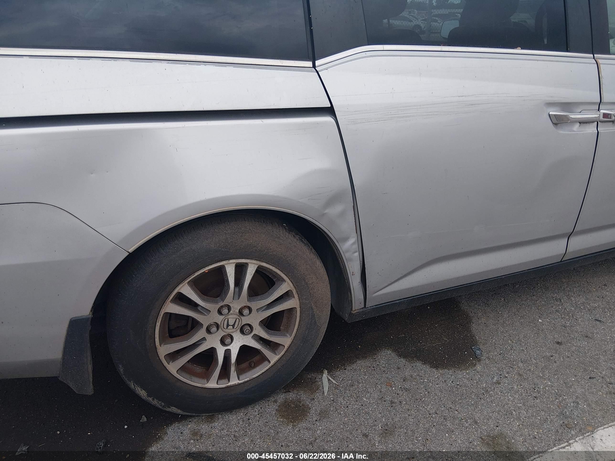 2011 Honda Odyssey Ex-l Silver vin: 5FNRL5H61BB021884