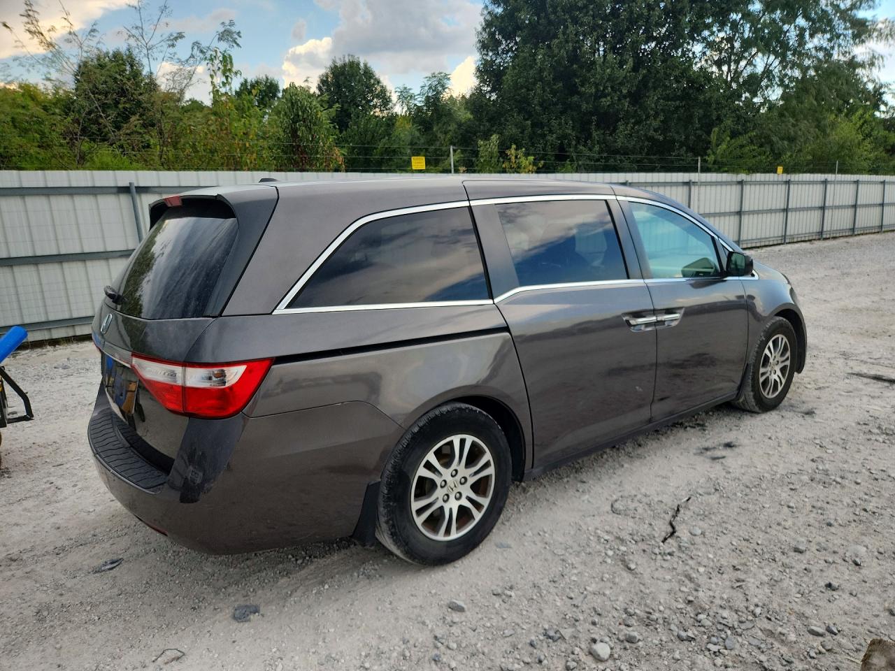 2011 Honda Odyssey Exl Серый vin: 5FNRL5H61BB022906