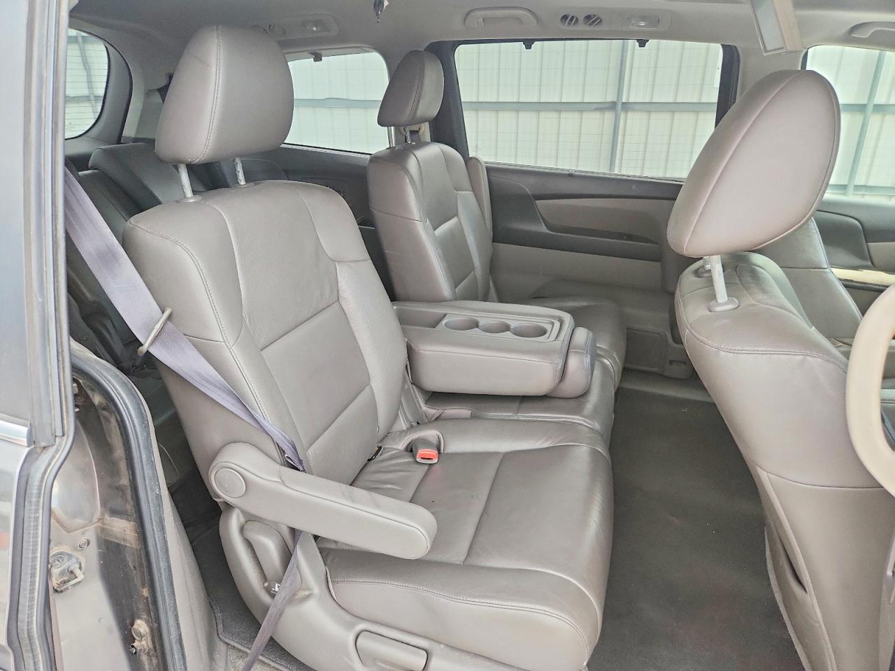 2011 Honda Odyssey Exl Серый vin: 5FNRL5H61BB022906