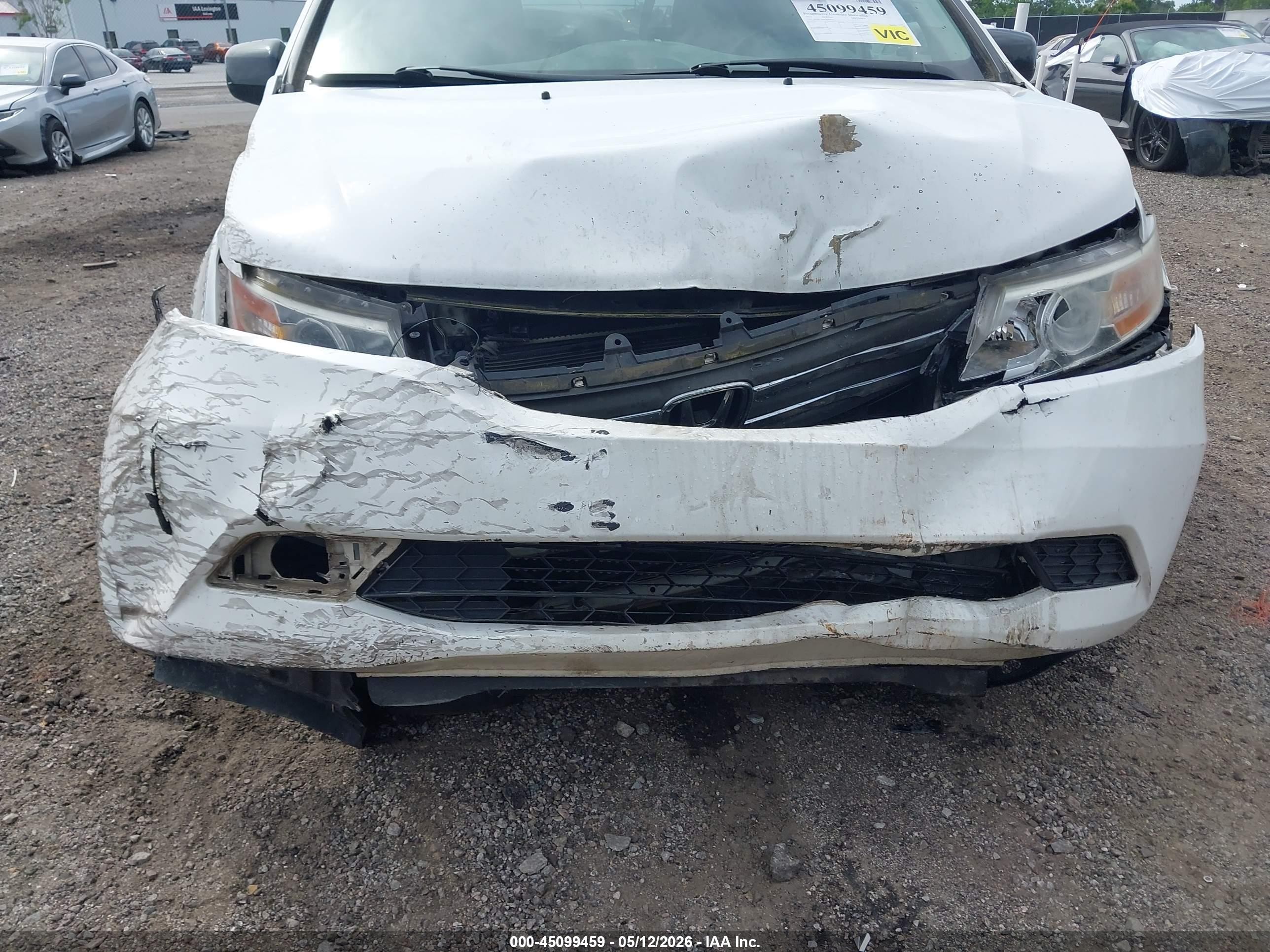 2011 Honda Odyssey Ex-l White vin: 5FNRL5H61BB040421