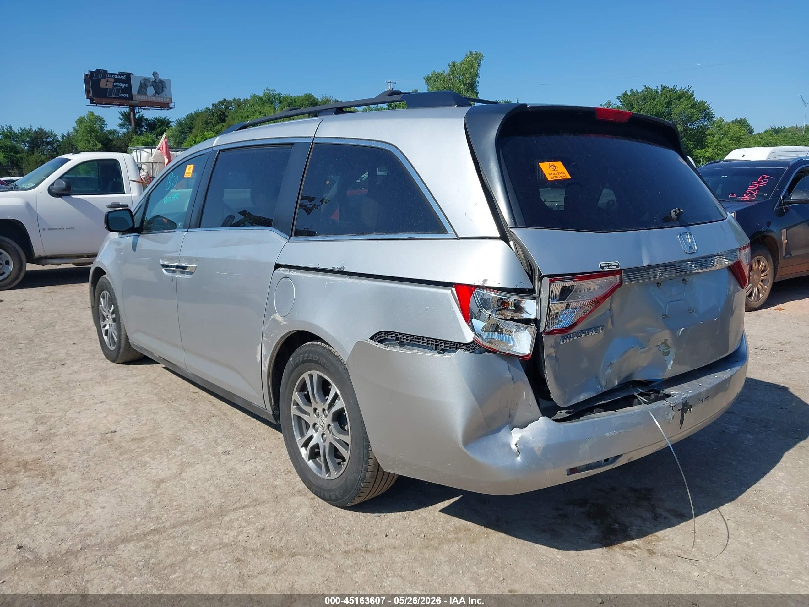 2011 Honda Odyssey Ex-l Серебряный vin: 5FNRL5H61BB051709