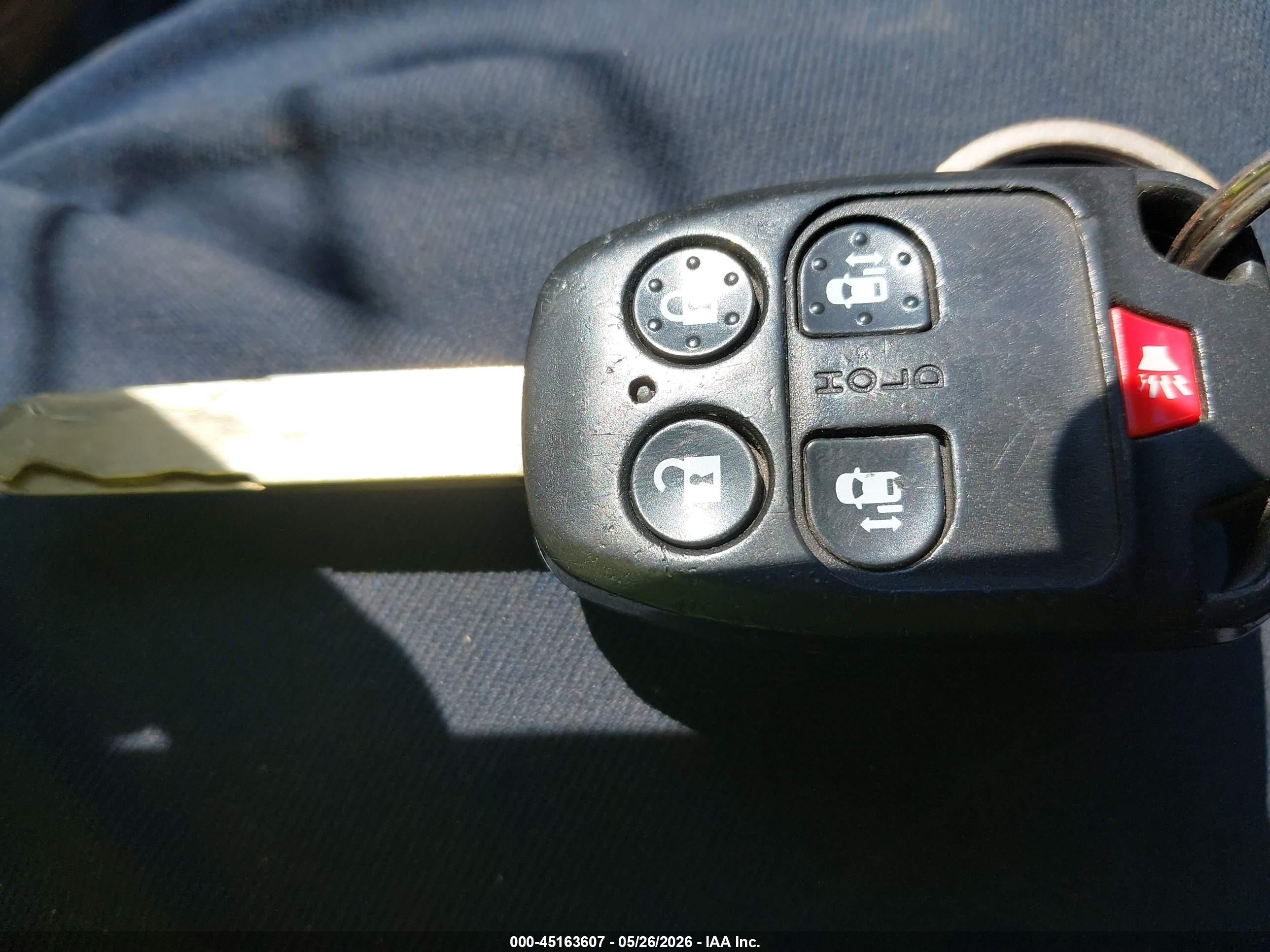 2011 Honda Odyssey Ex-l Серебряный vin: 5FNRL5H61BB051709