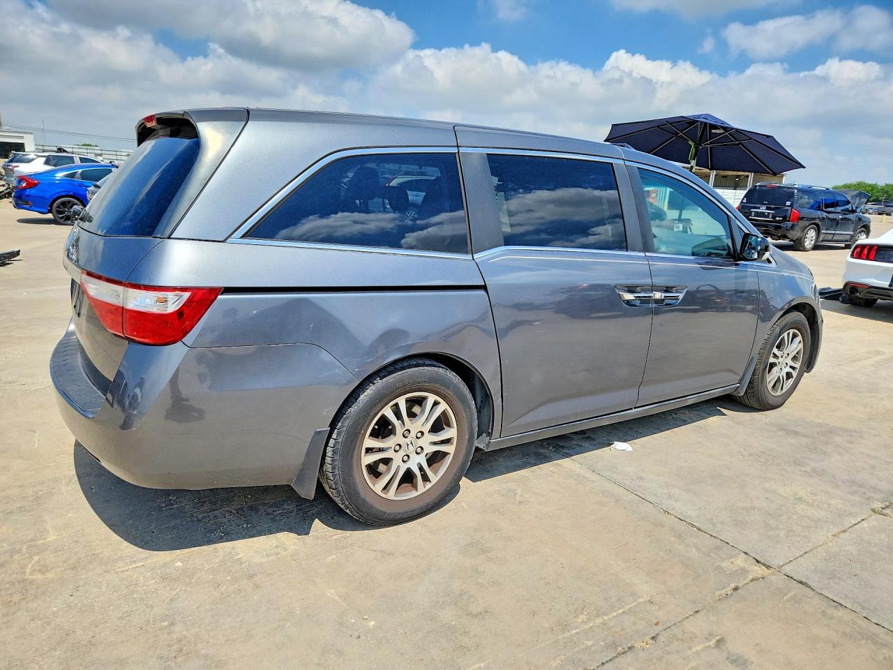 2011 Honda Odyssey Exl Gray vin: 5FNRL5H61BB053377