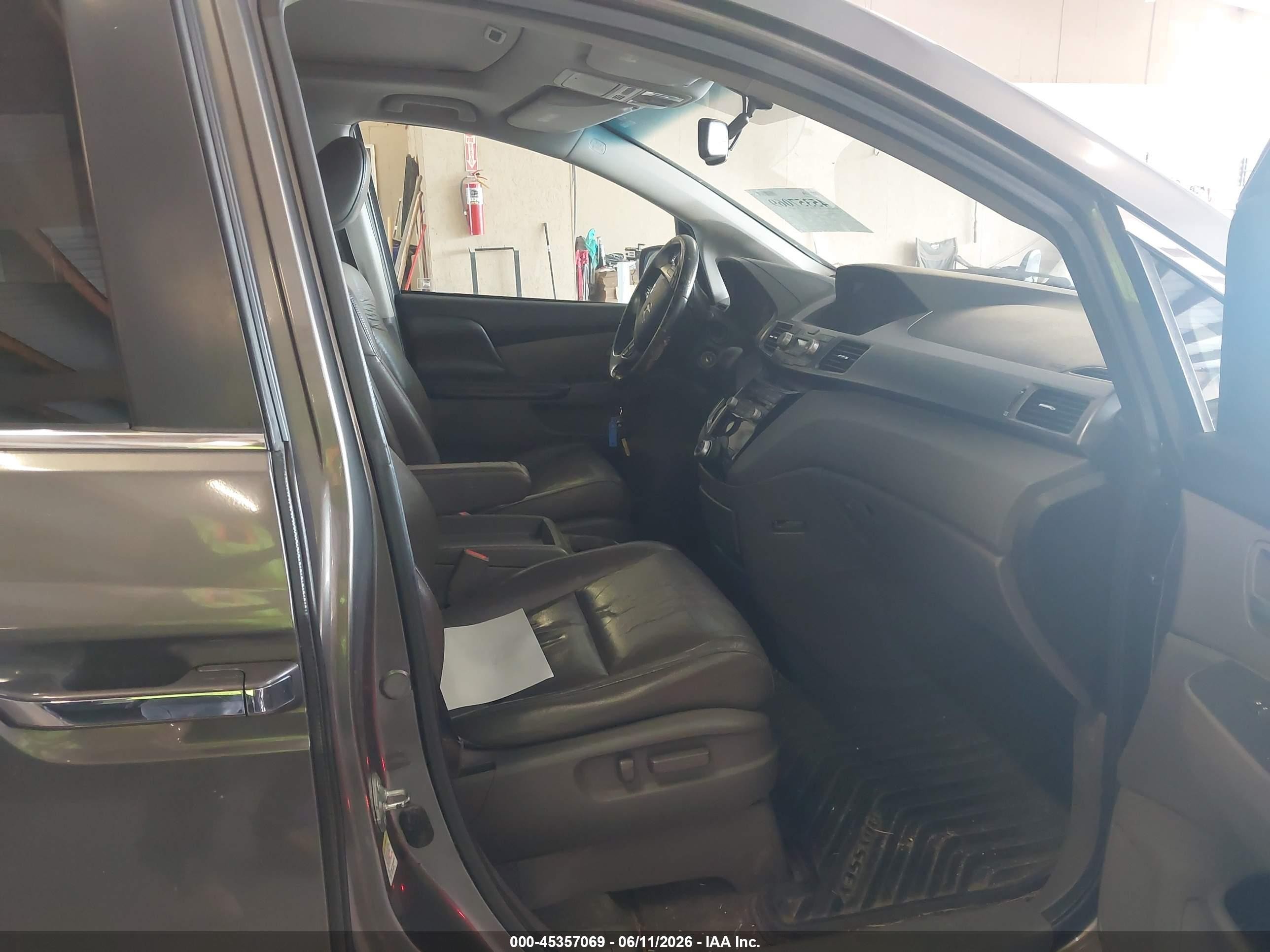 2011 Honda Odyssey Ex-l Серый vin: 5FNRL5H61BB064752