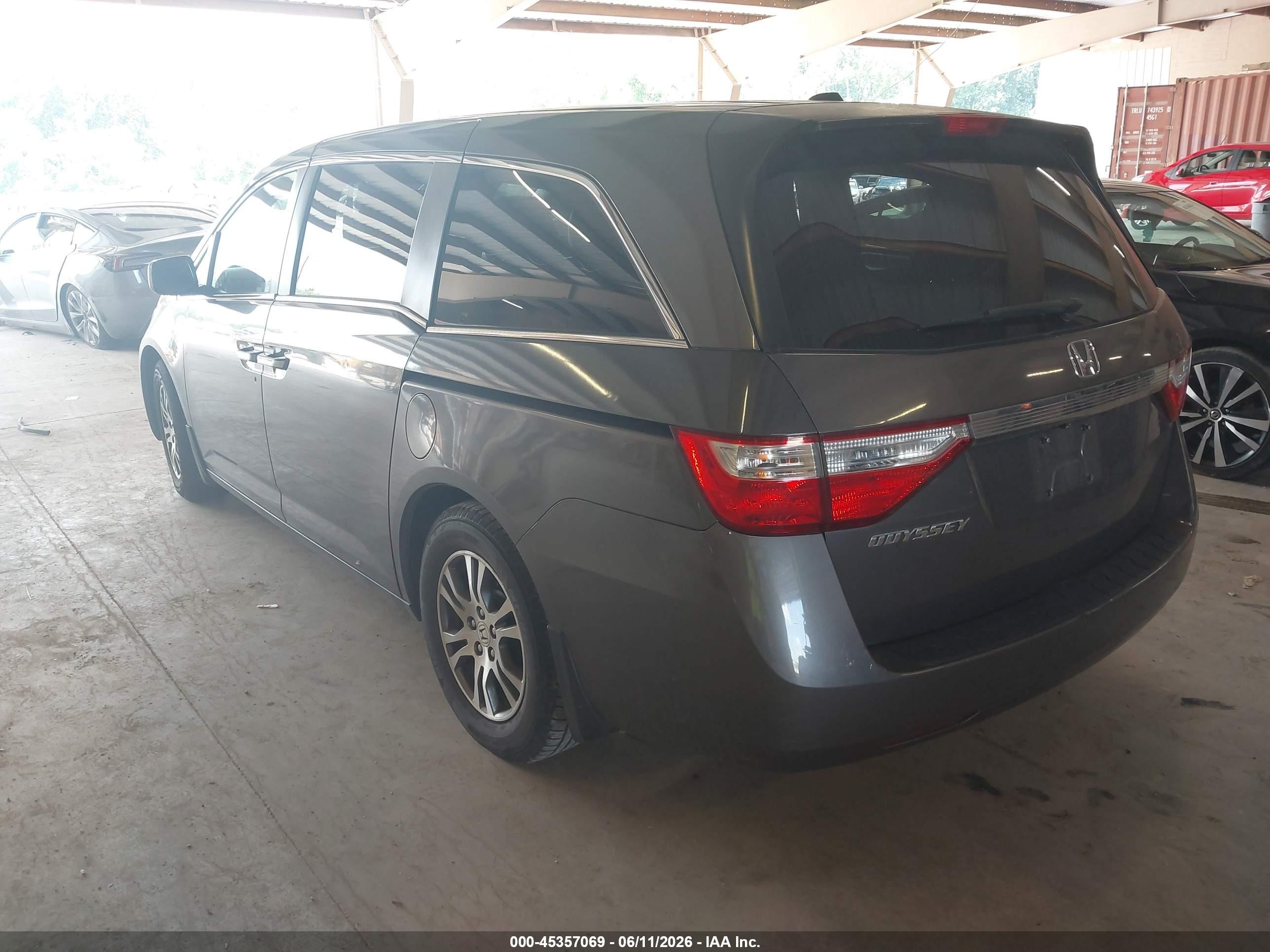2011 Honda Odyssey Ex-l Серый vin: 5FNRL5H61BB064752